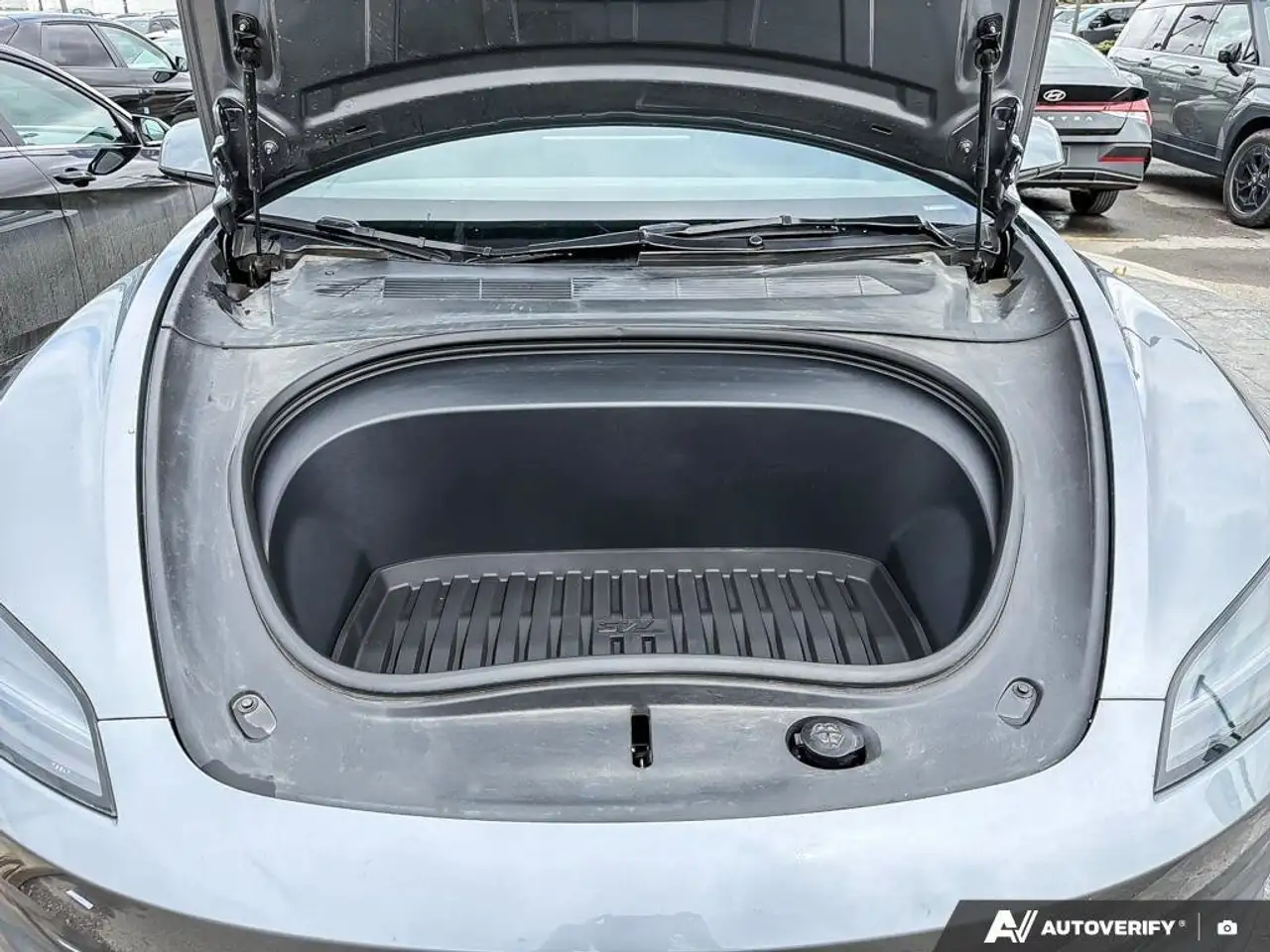 Tesla Model 3 photo Tesla Model 3