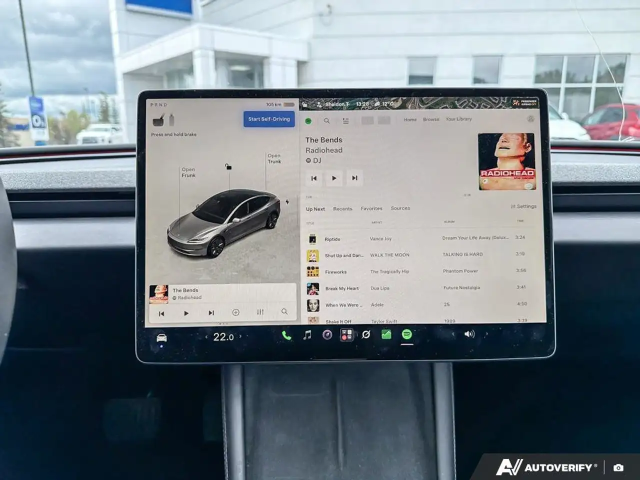 Tesla Model 3 photo Tesla Model 3