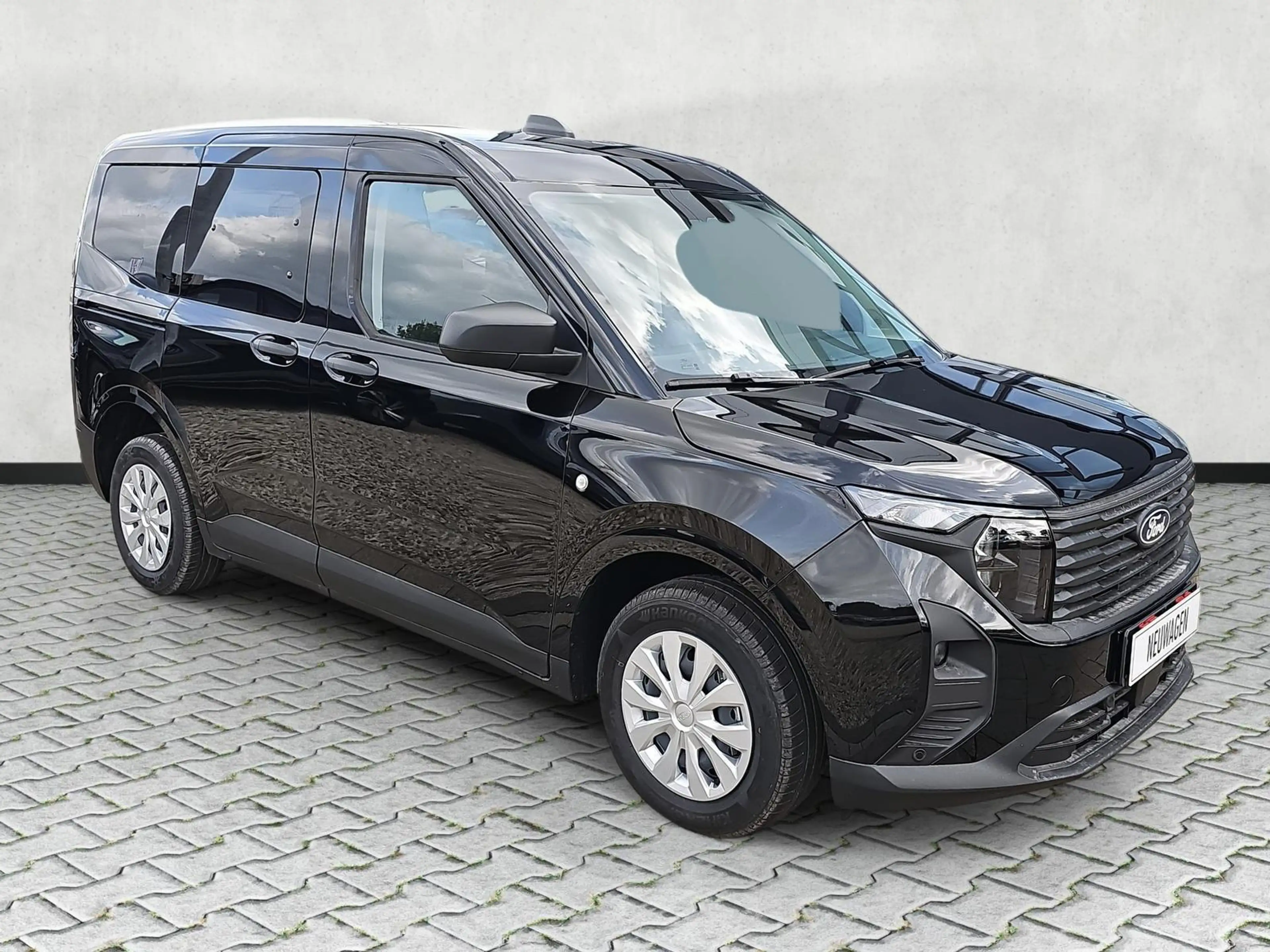 Ford Tourneo Courier Trend 1.0 EB 5JGar Kamera Winter 92 kW (125 PS)...