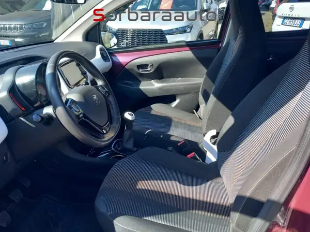 Peugeot 108 view 13