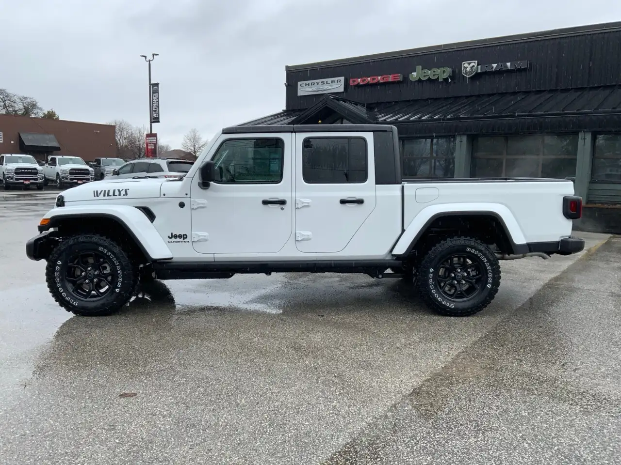 Jeep Gladiator снимка Jeep Gladiator
