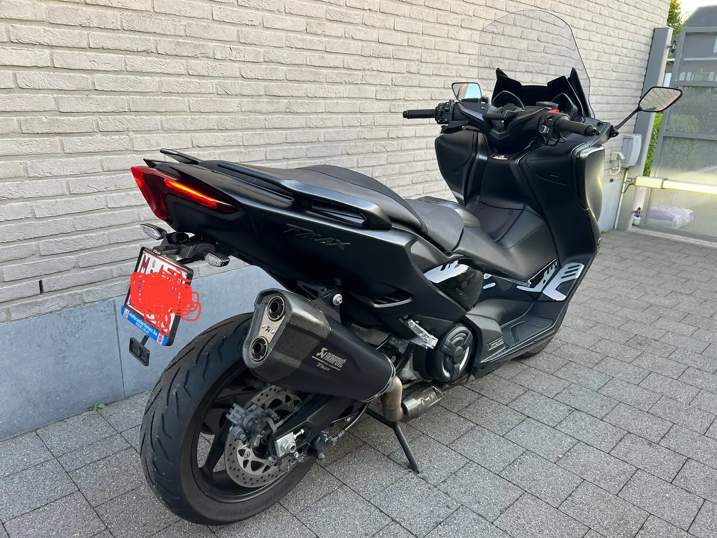 Yamaha TMAX 560 Tech Max Zwart - 1