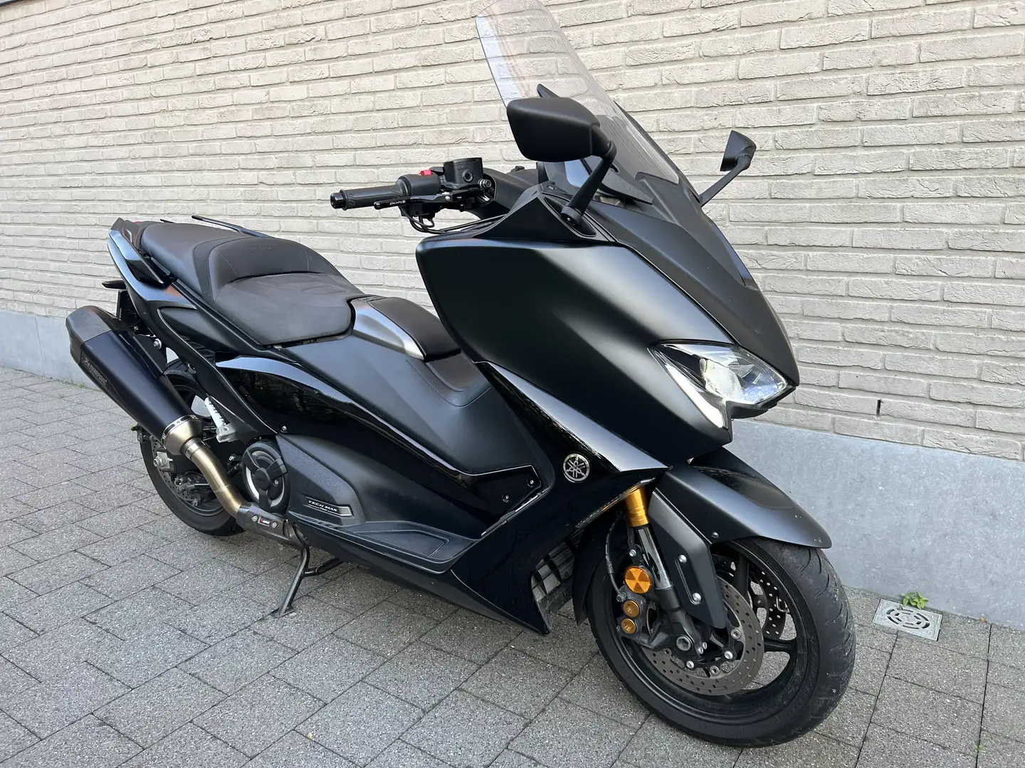 Yamaha TMAX 560 Tech Max Zwart - 2