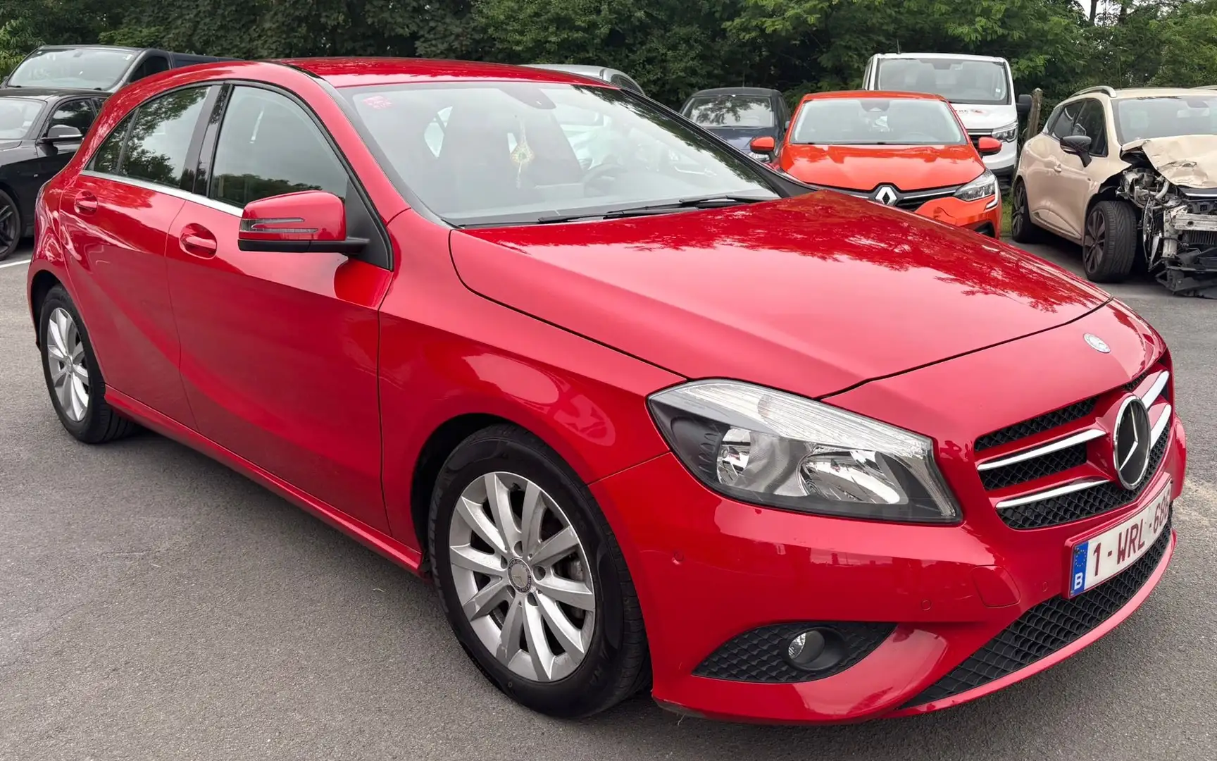 Mercedes-Benz A 180 Variante: 124GQ2 / Version: AZAAB5530 Rouge - 2