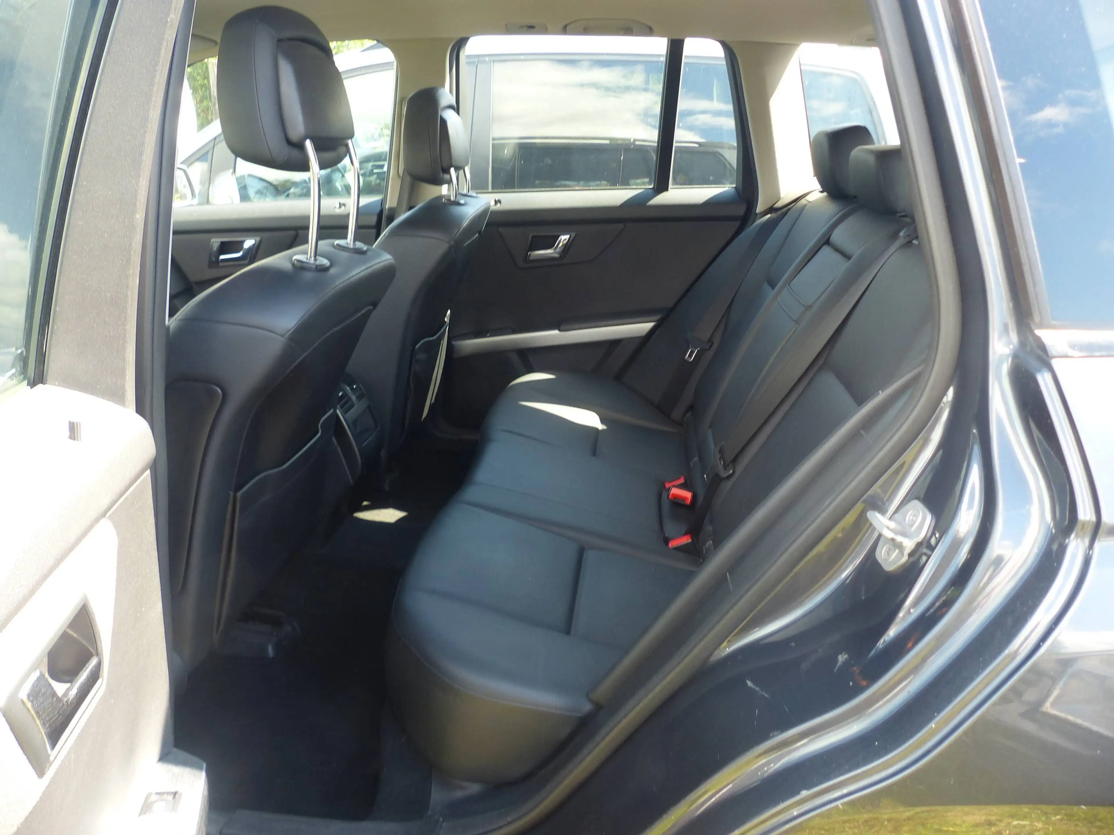 Mercedes-Benz GLK 220 CDI 4 Matic Automati Klima Leder AHK HU/AU 10/2027 — photo 8