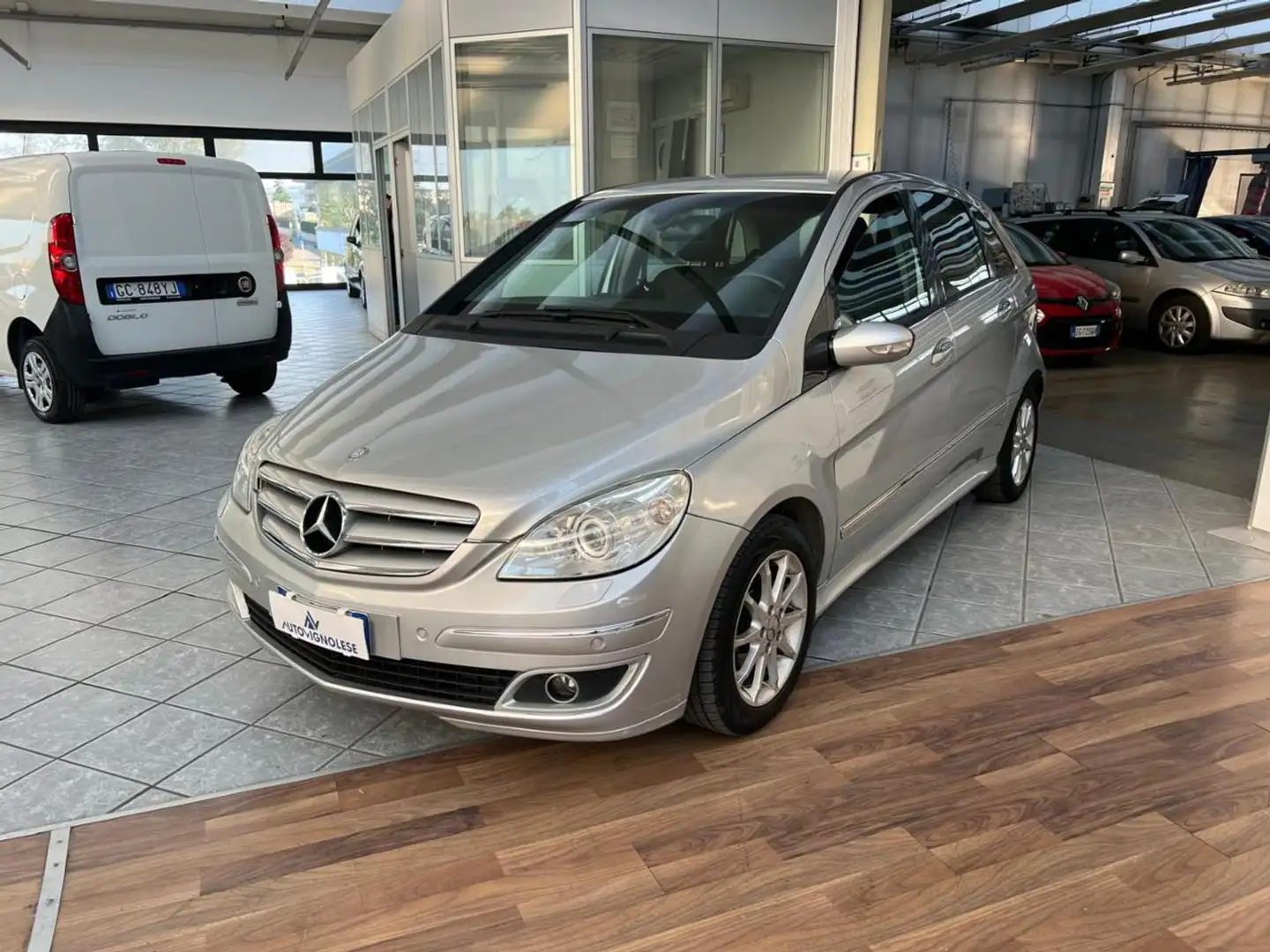 Mercedes-Benz B 200 CDI Sport - SENSORI ANT&POST, INT.PELLE Argento - 1
