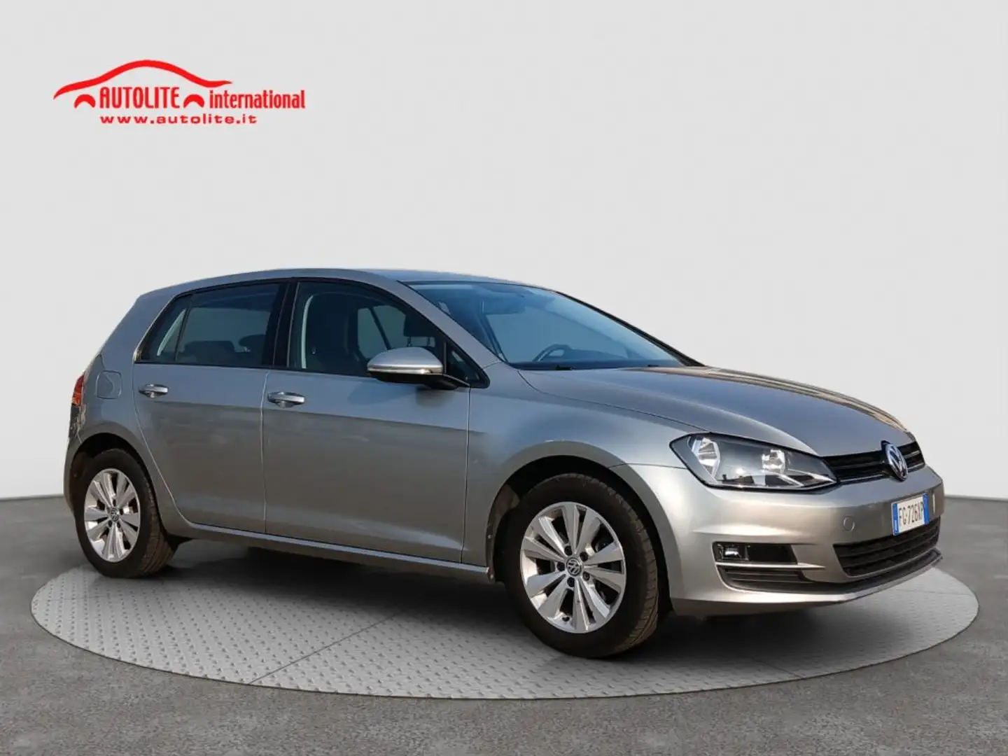Volkswagen Golf 1.6 TDI 110 CV 5p. Comfortline BlueMotion Technolo Grijs - 2