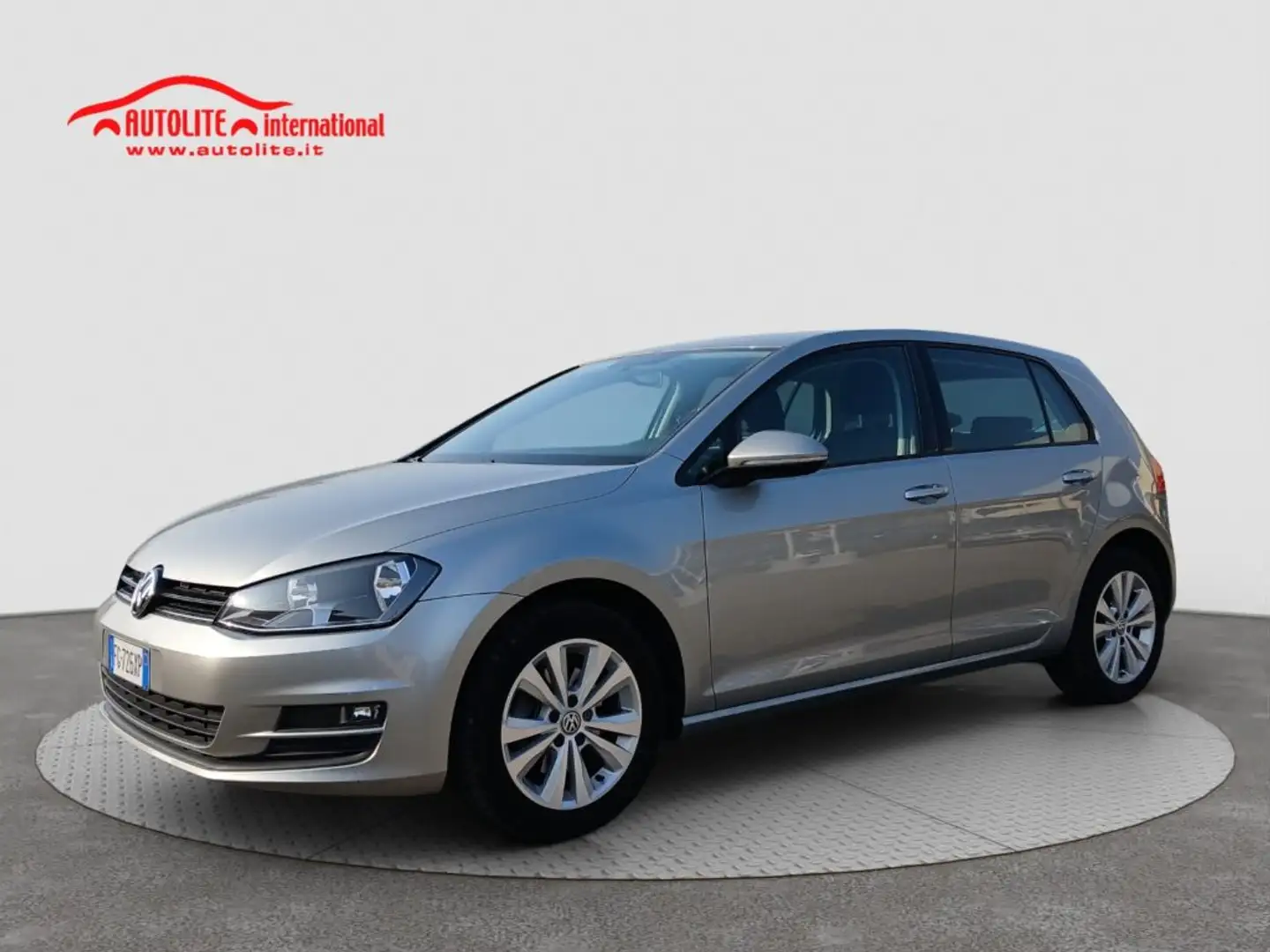 Volkswagen Golf 1.6 TDI 110 CV 5p. Comfortline BlueMotion Technolo Grijs - 1