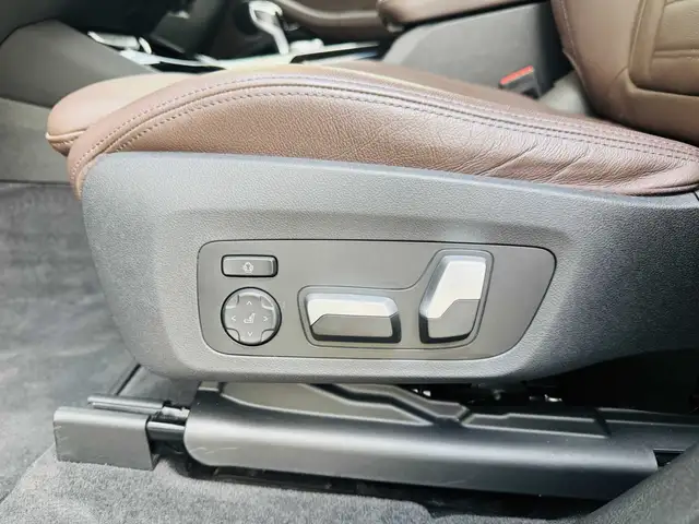 BMW X3 view 9
