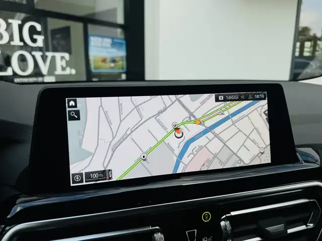 BMW X3 view 10