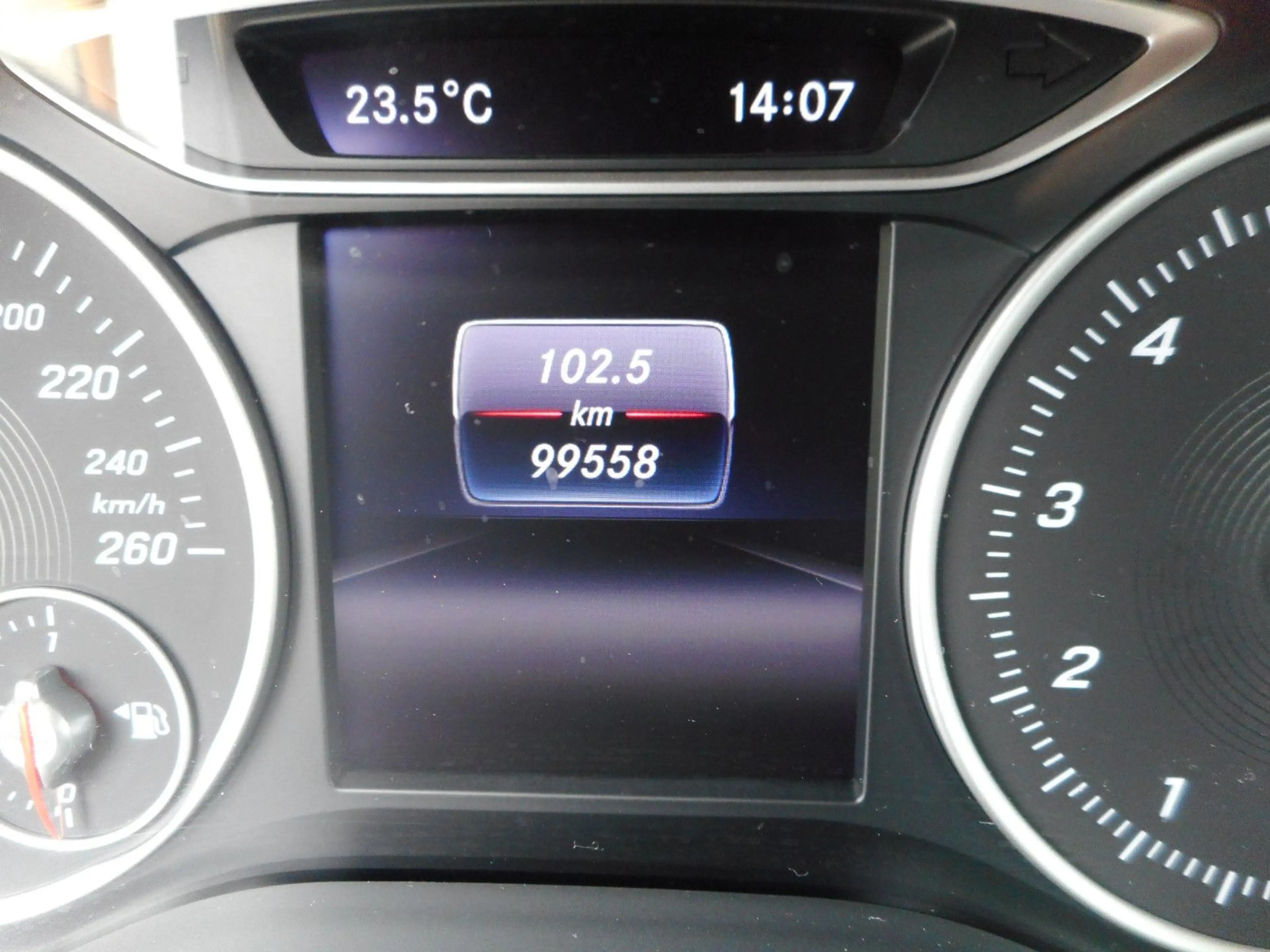 Mercedes-Benz B 180 LED PDC Navi MB-werkstattgepflegt HU 03/28 — photo 15