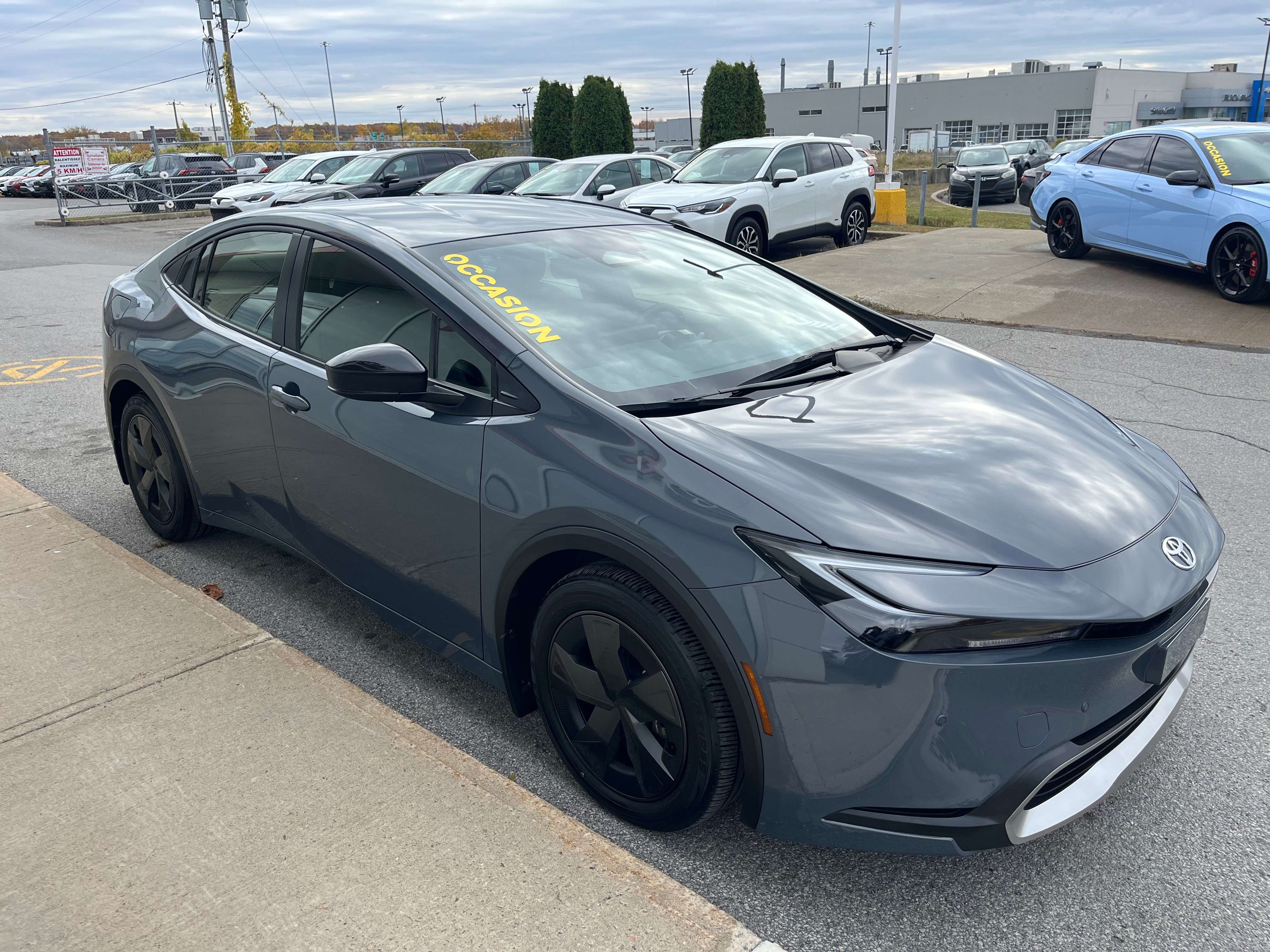 2025 Toyota Prius Plug-In Hybrid