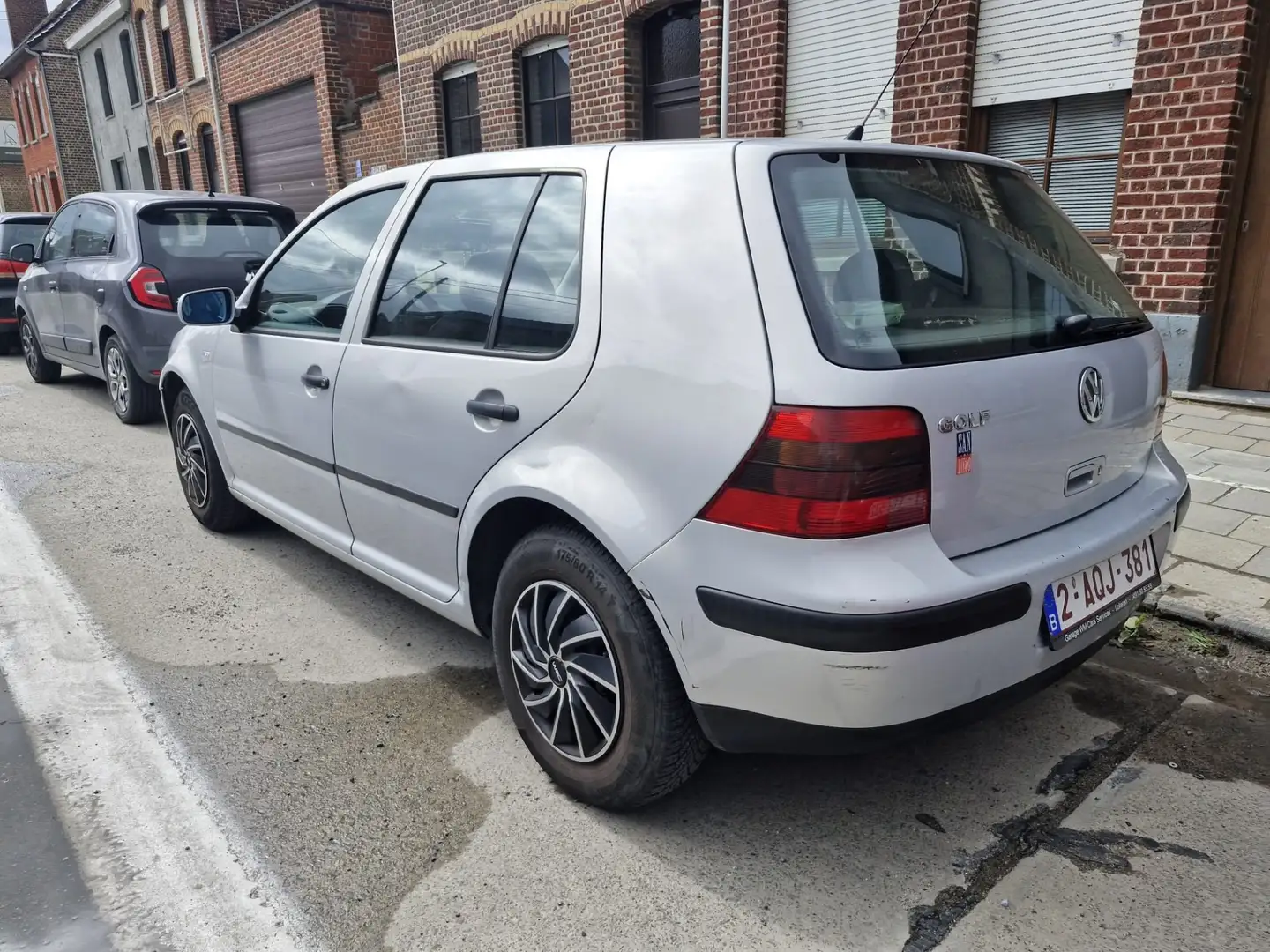 Volkswagen Golf 1.4i 16v Edition - 1