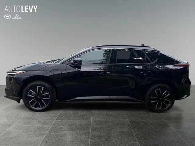 Toyota BZ4X view 3
