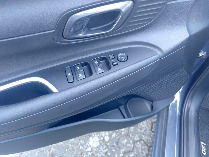 Hyundai i20 Trend DCT — photo 6
