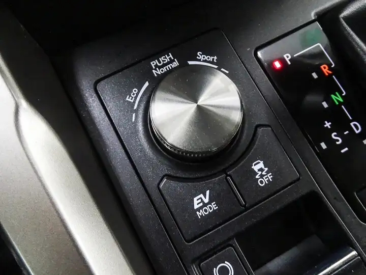 Lexus NX 300h BUSINESS 2WD 2019, foto 26