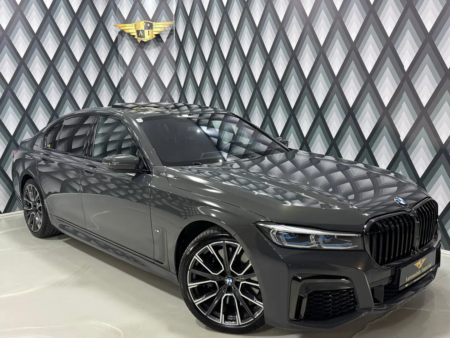 BMW 730 d xDrive G11 //M-PAKET//VOLLE HÜTTE//1.BESITZ// Grau - 1
