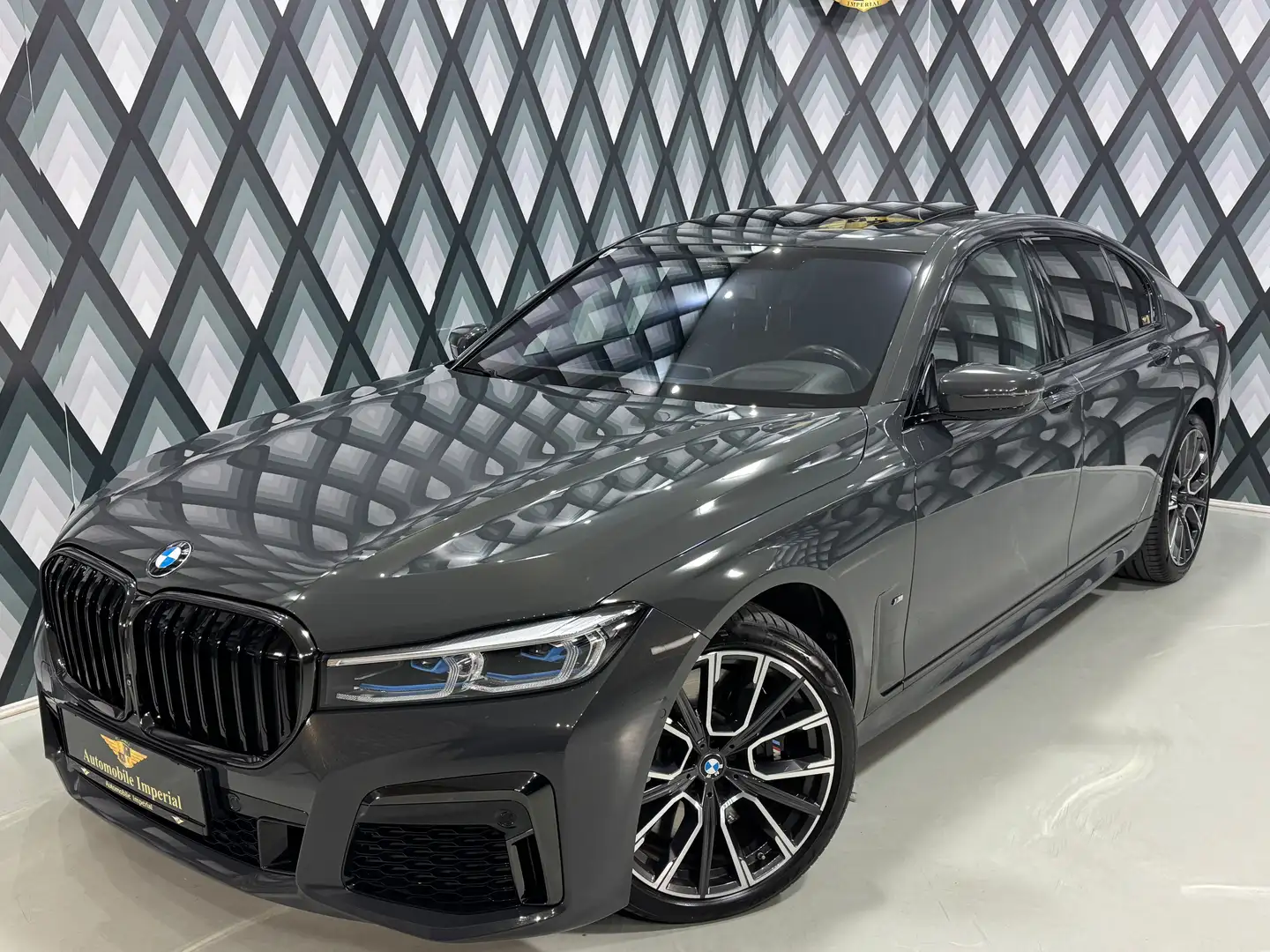 BMW 730 d xDrive G11 //M-PAKET//VOLLE HÜTTE//1.BESITZ// Grau - 2