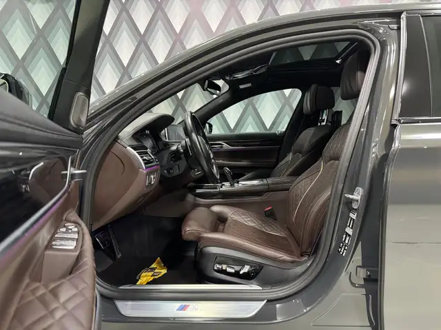 BMW 730 d xDrive G11 //M-PAKET//VOLLE HÜTTE//1.BESITZ// Ansicht 12