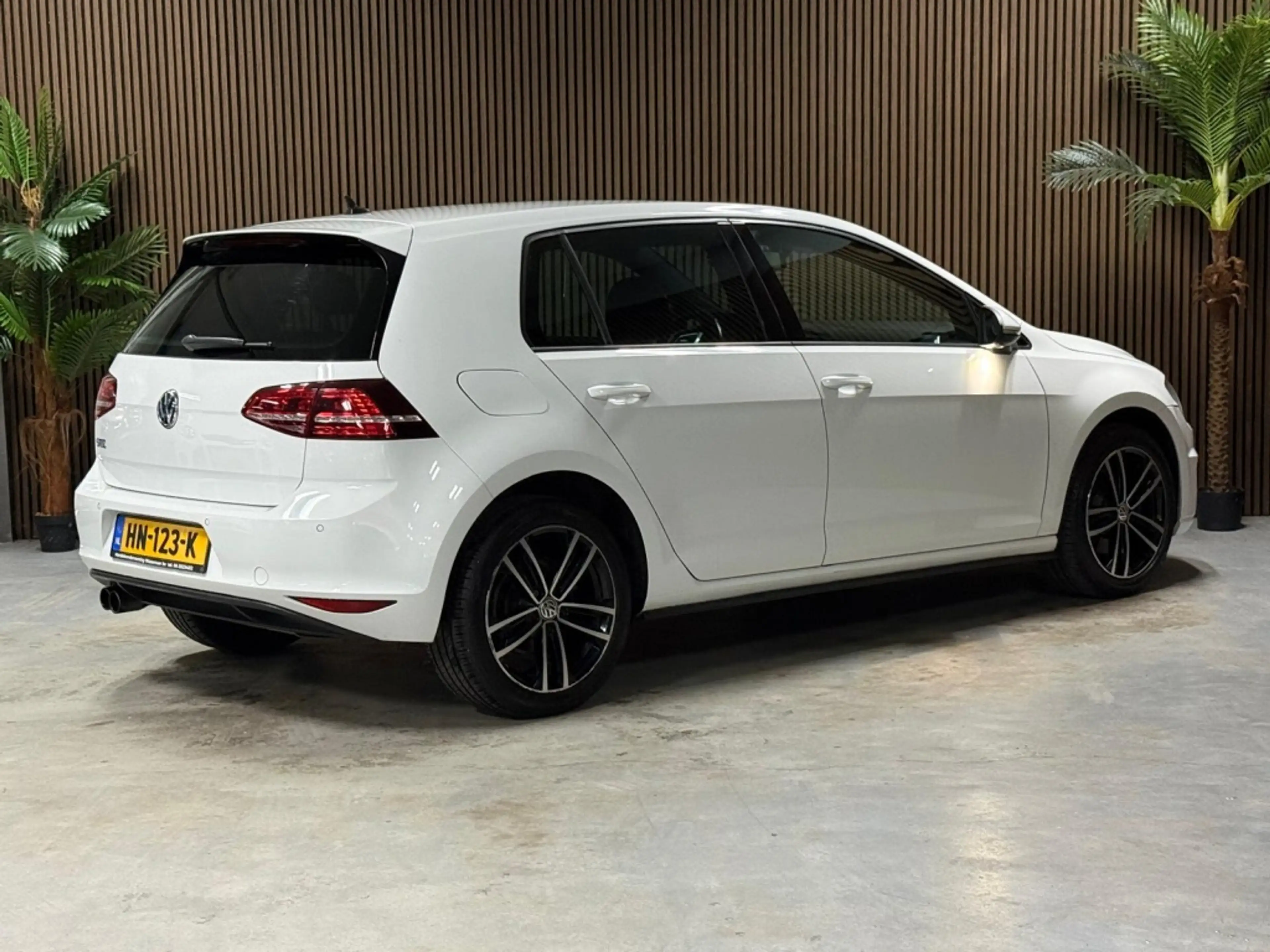 Volkswagen Golf GTE 1.4 TSI — photo 7