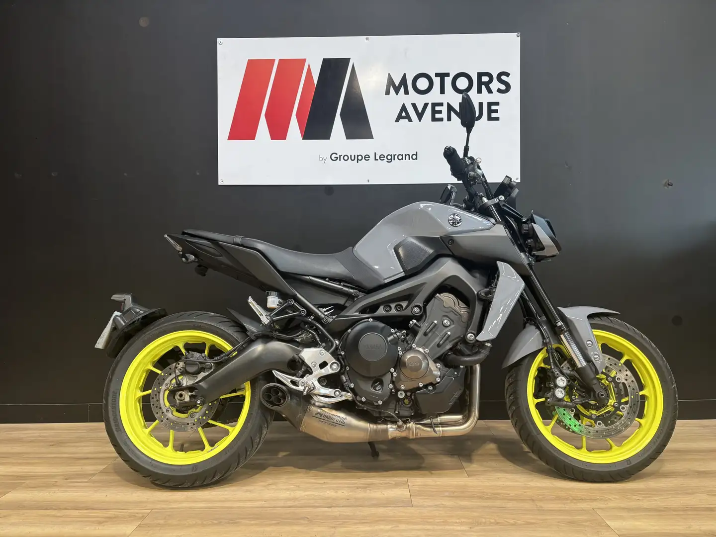 Yamaha MT-09 - 2
