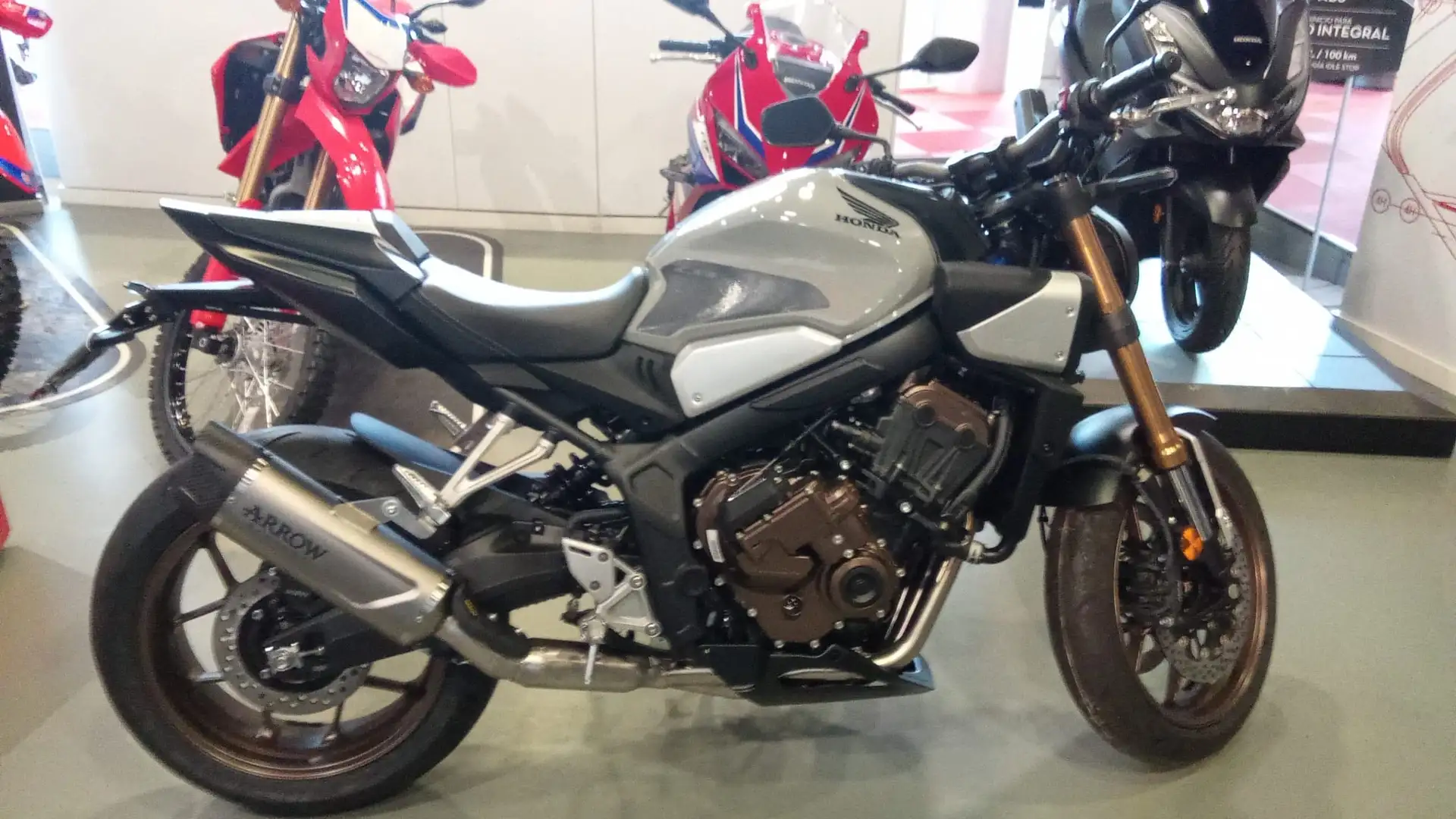 Honda CB 650 CB650R A2 limited E-Cluch Gris - 2