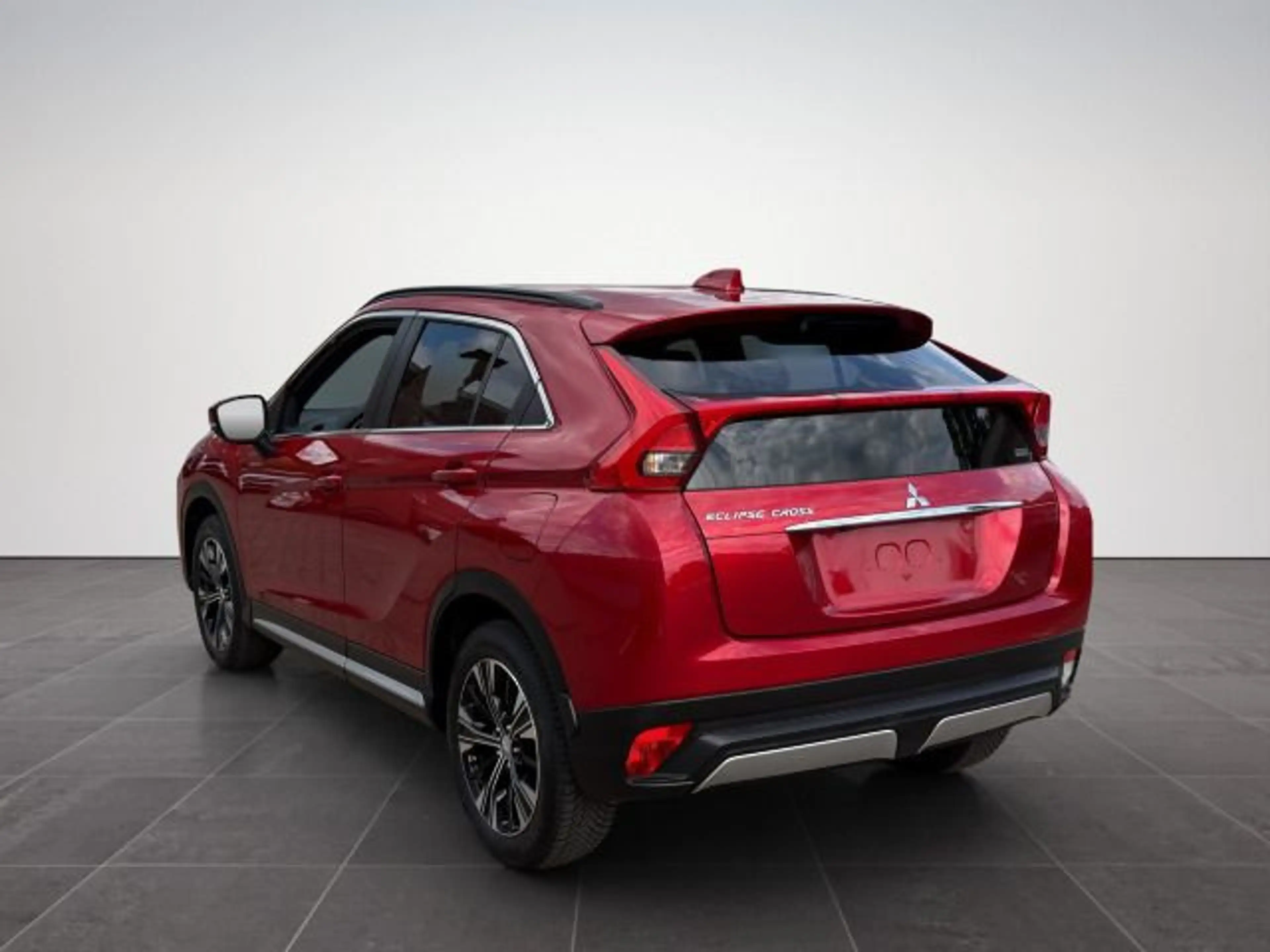 Mitsubishi Eclipse Cross 1.5 T-MIVEC Active+ 4WD AT — photo 4