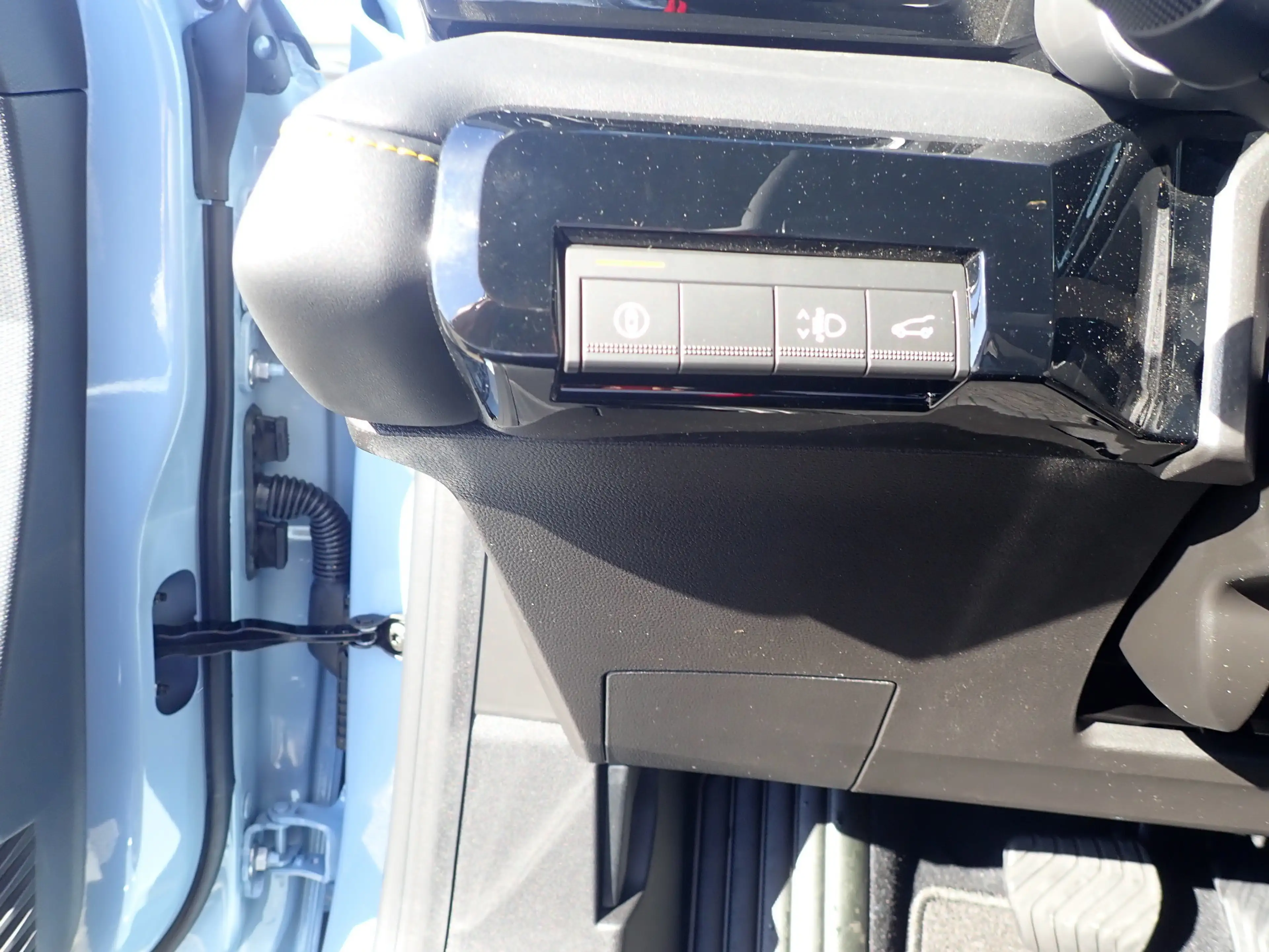 Renault R 4 E-Tech elektr. Iconic "plein sud" 150 Comfort Range — photo 15