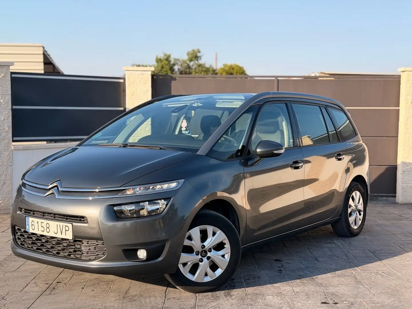 Citroen C4 PureTech 96KW (130CV) S&S 6v EAT6 Shine Gris - 1