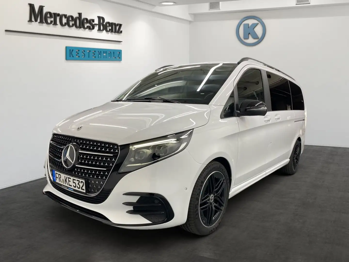 Mercedes-Benz V 250 d STYLE AMG+NIGHT+AHK+DISTR+EASY-PACK Weiß - 2
