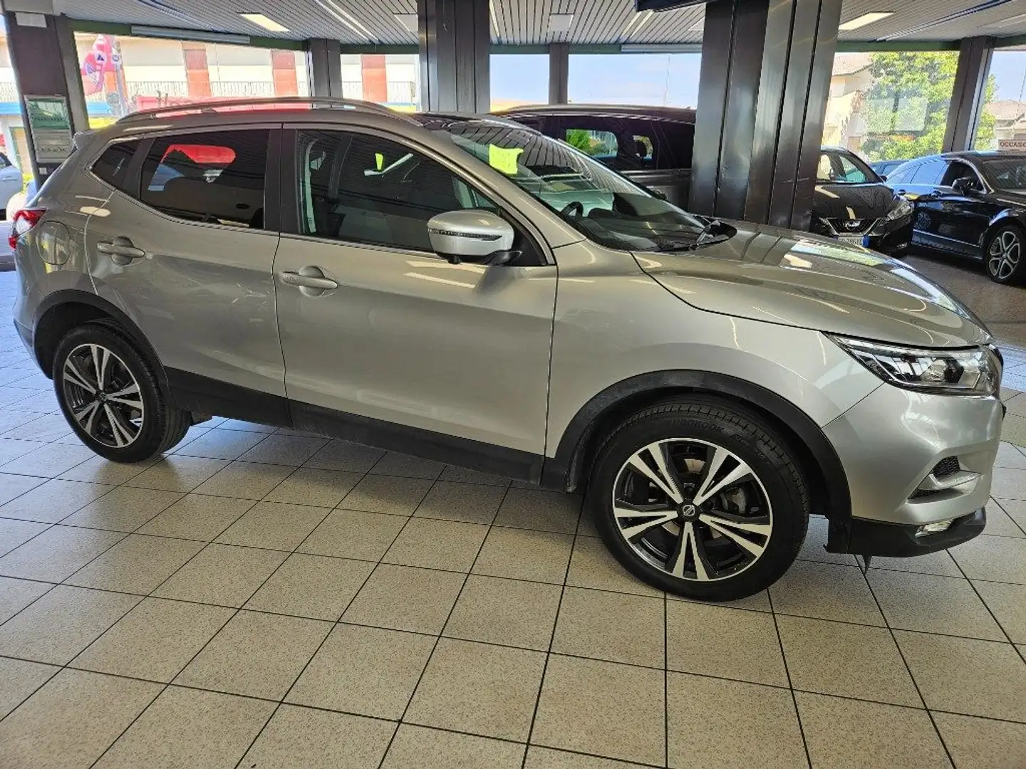 Nissan Qashqai 1.5 dCi 115 CV  N-Connecta Grigio - 2