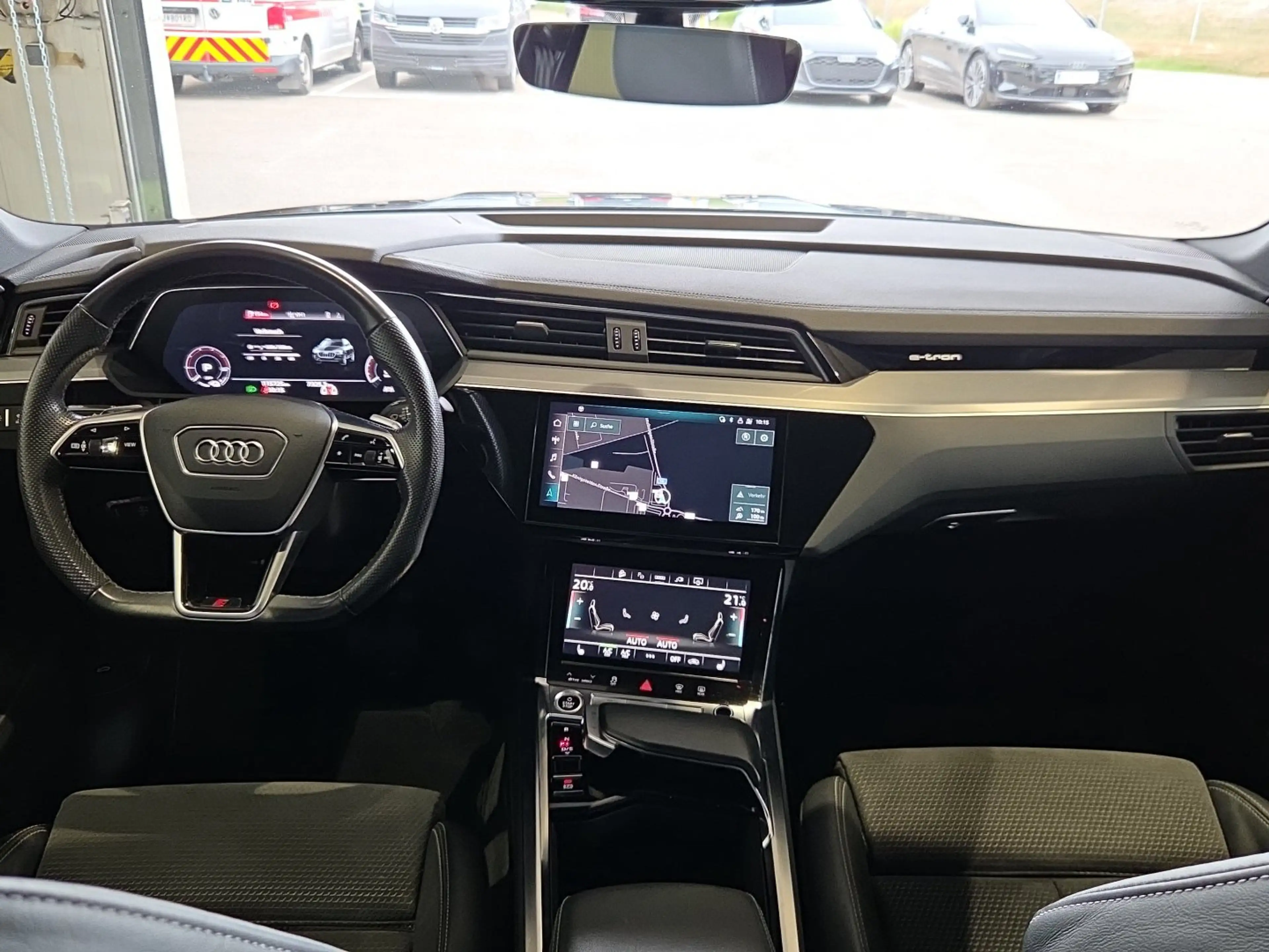 Audi e-tron 55 300 kW Business — photo 10