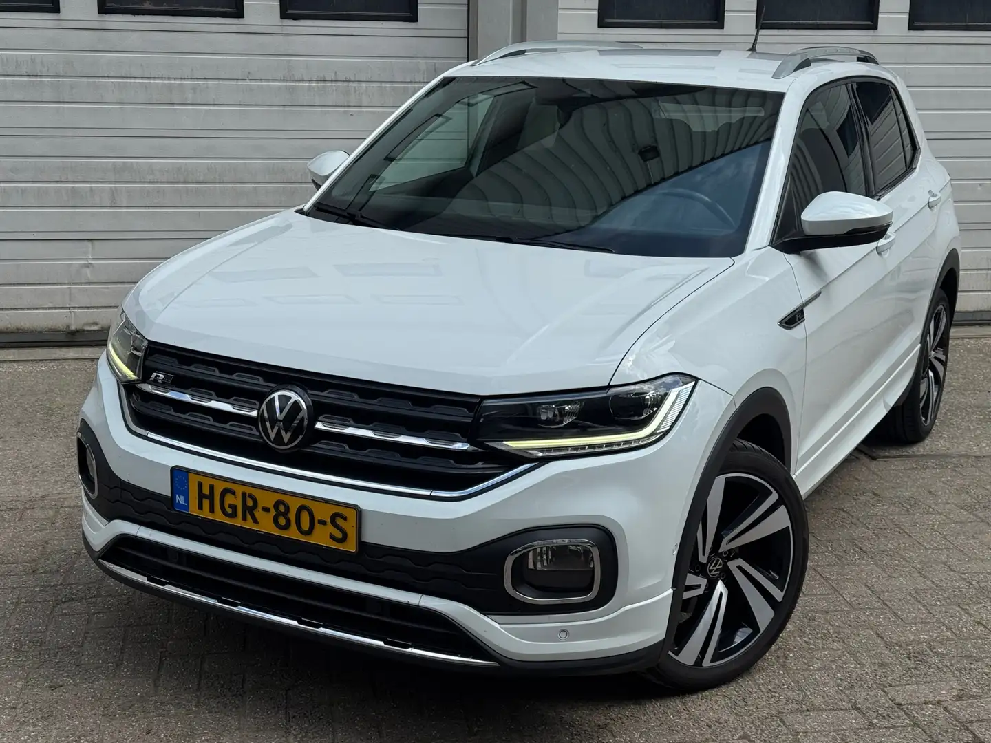 Volkswagen T-Cross 1.0 TSI 3x R LINE automaat/xenon/led/front assist/ Wit - 1