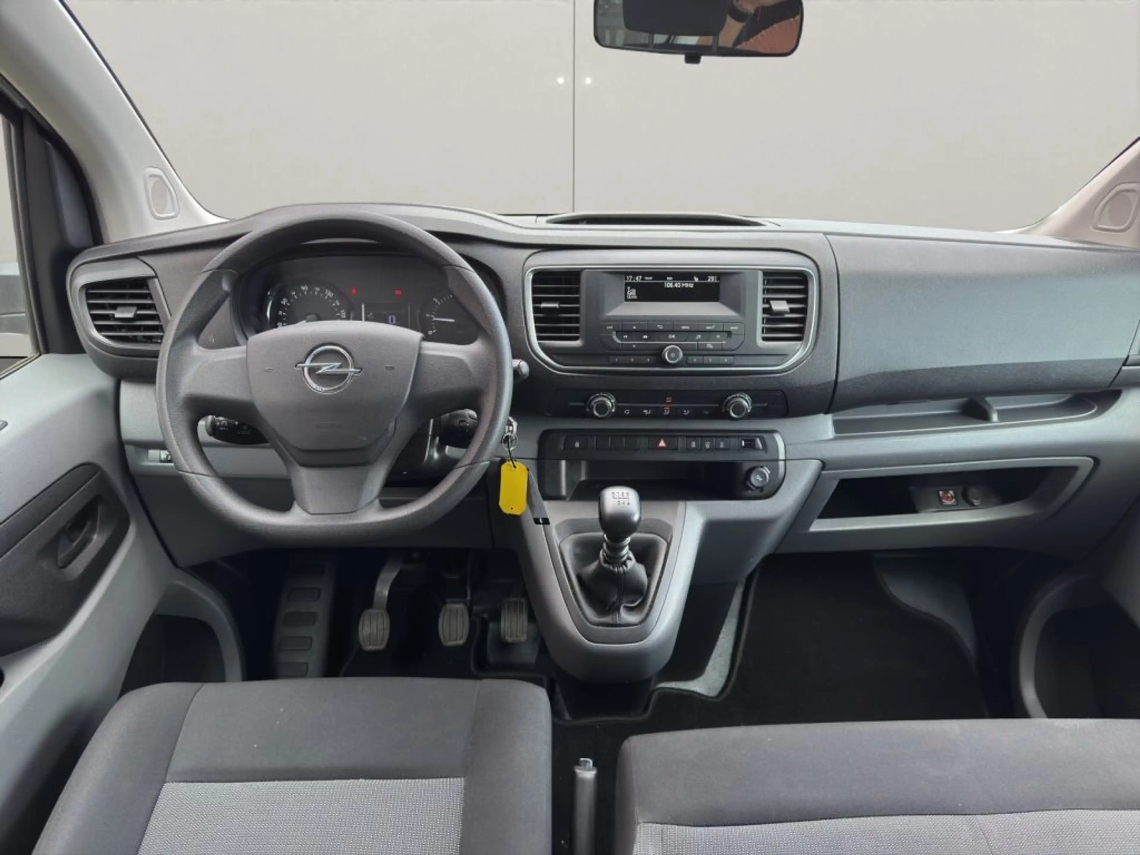 Opel Zafira Life 1.5 D M Selection+KLIMA+LED+ — photo 10