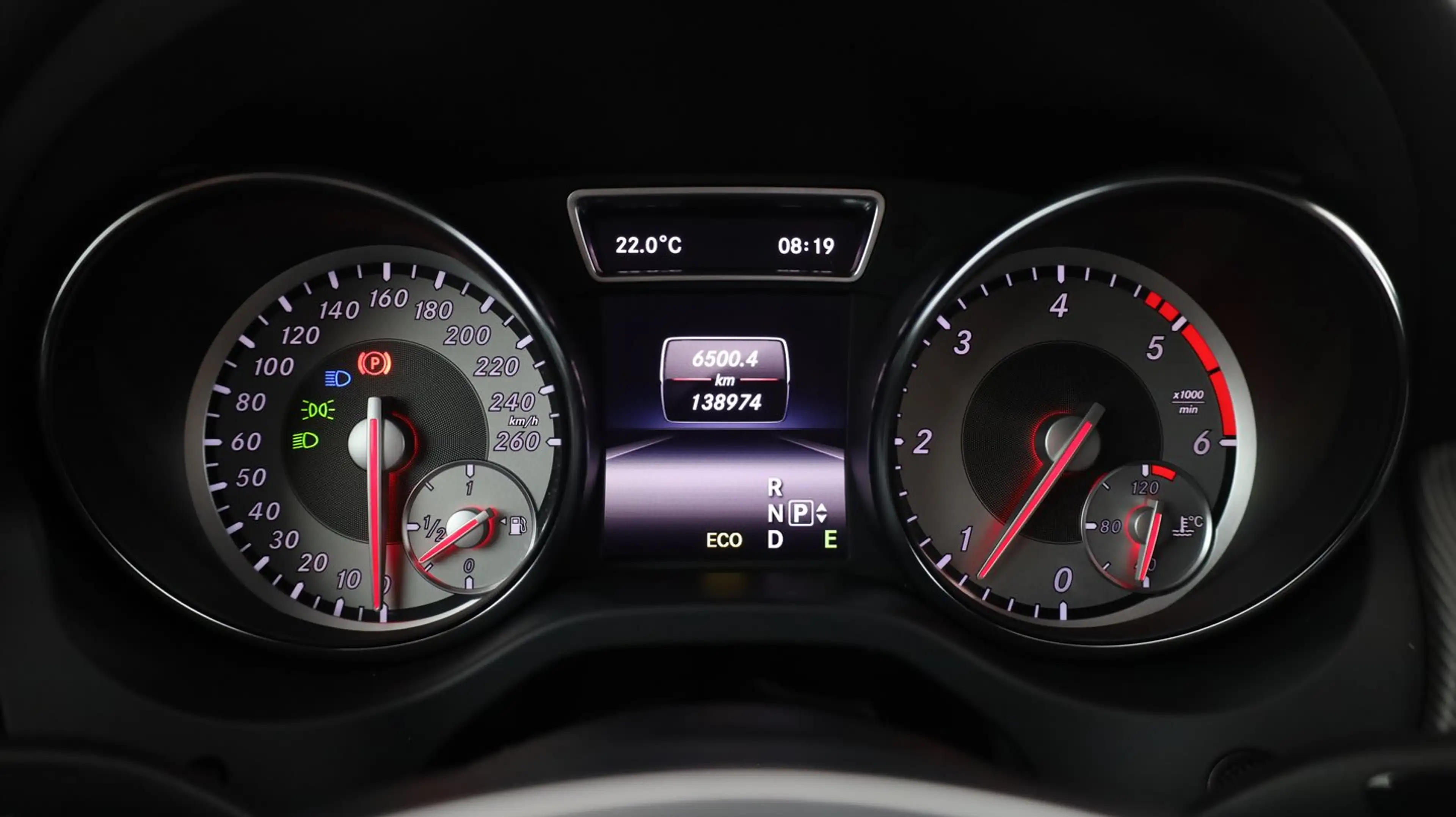 Mercedes-Benz GLA 220 GLA 220 CDI / d 4Matic — photo 14
