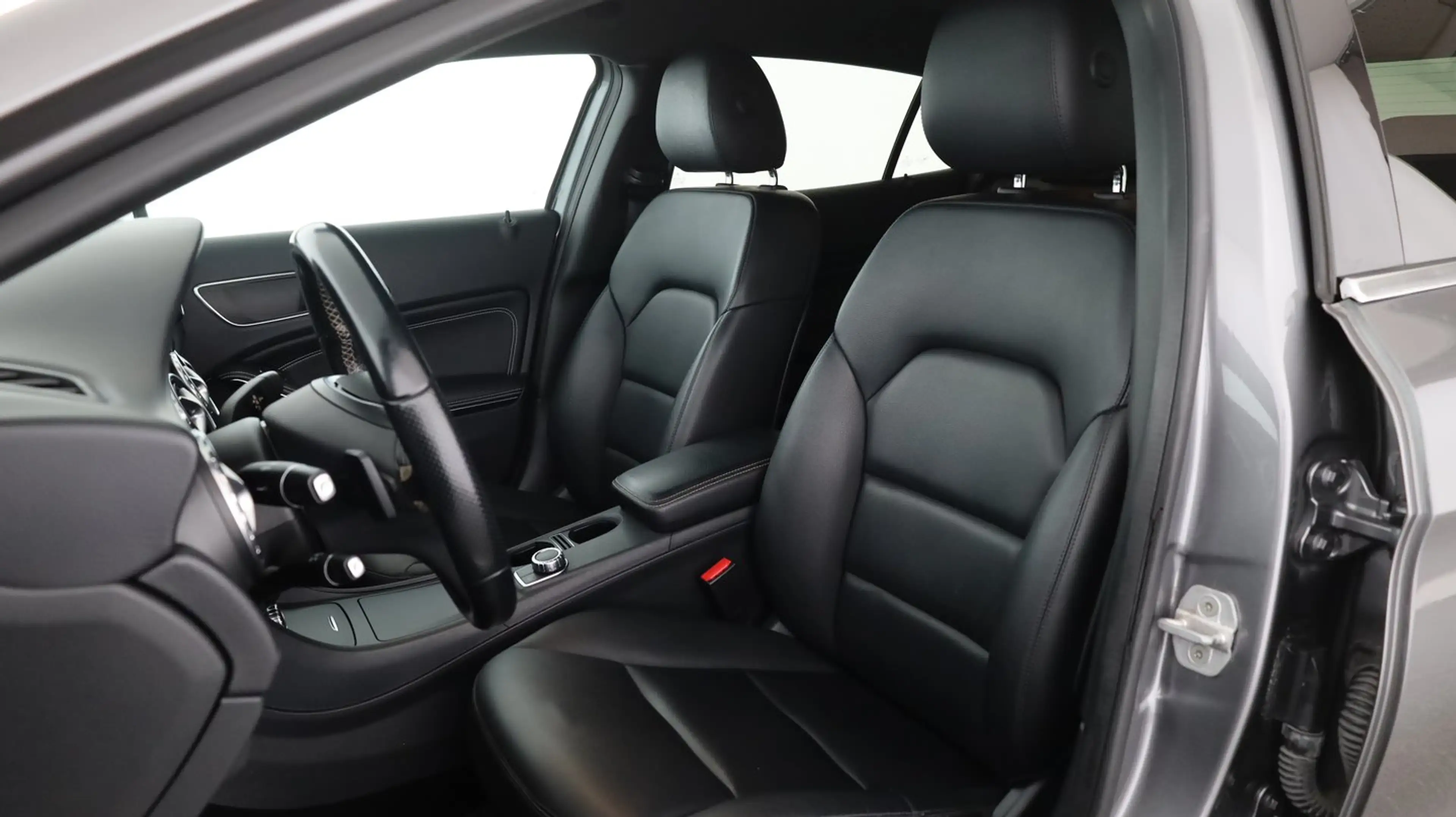 Mercedes-Benz GLA 220 GLA 220 CDI / d 4Matic — photo 9