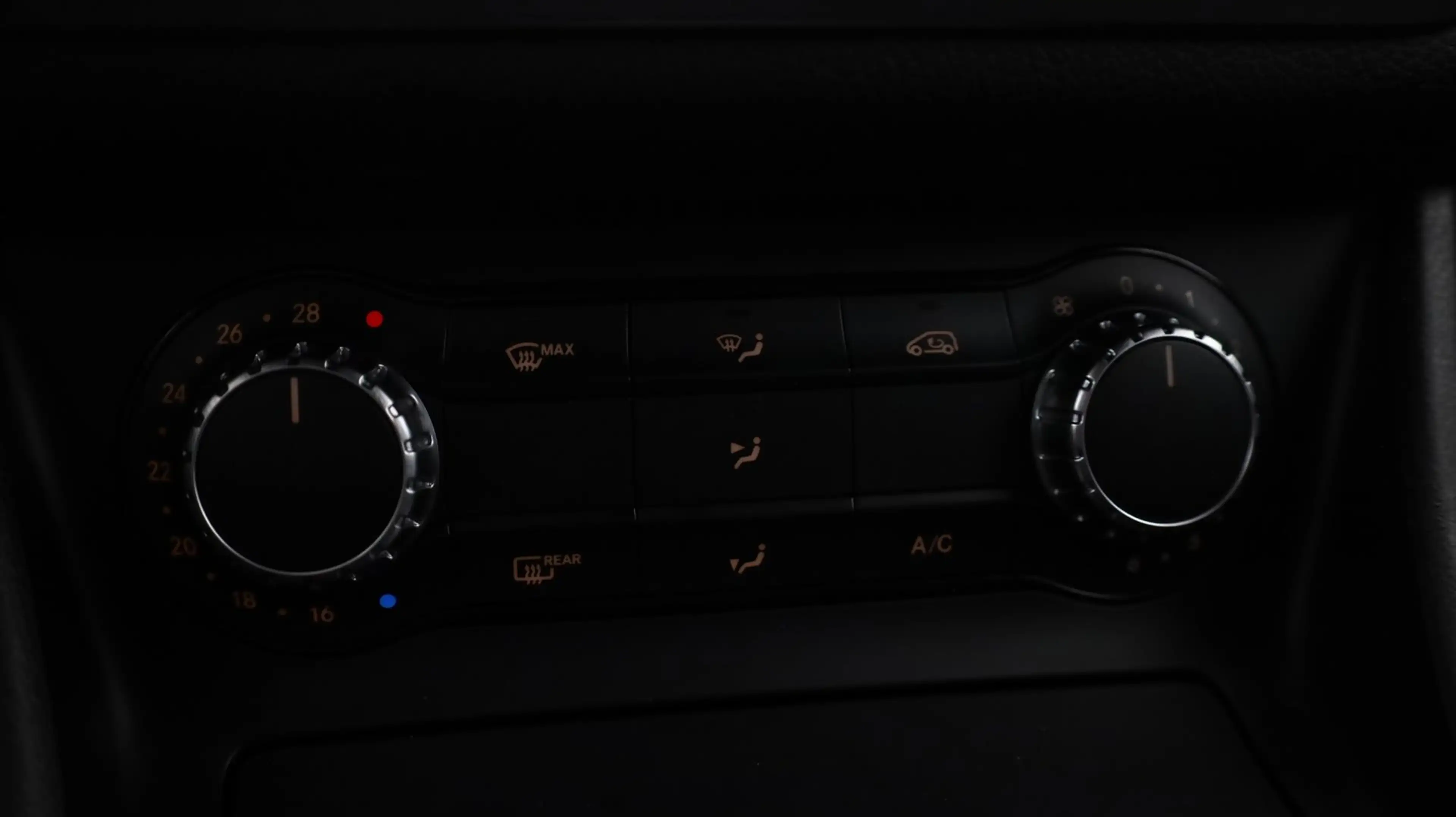 Mercedes-Benz GLA 220 GLA 220 CDI / d 4Matic — photo 15