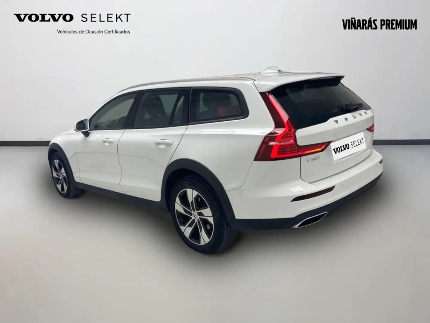 Volvo V60 Cross Country B4 AWD Aut. Blanco - 2