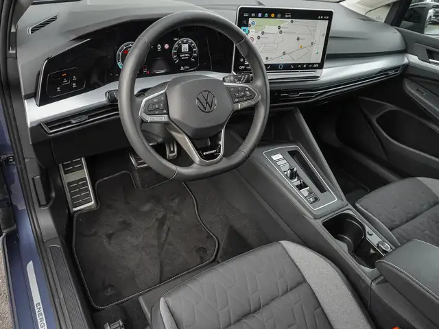 Volkswagen Golf view 9