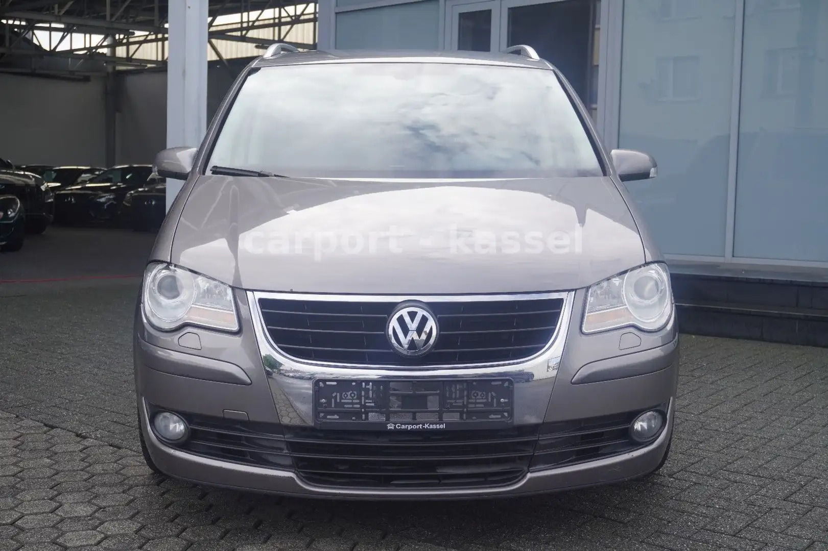 Volkswagen Touran United Automatik/Navi/Klima/Tempomat/AHK Gris - 2