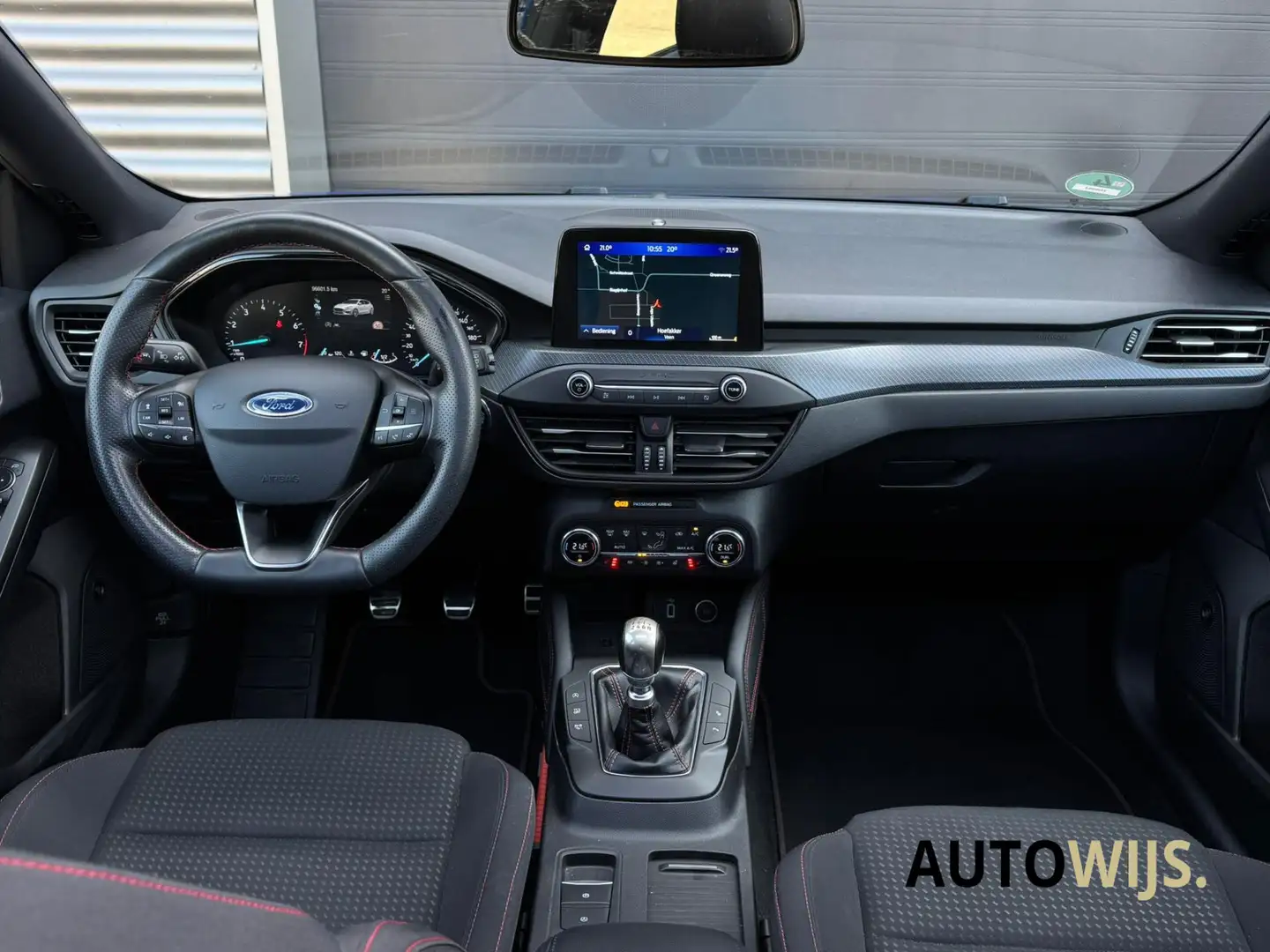 Ford Focus 1.0 EcoBoost ST Line Business|Pano|NL AUTO|Camera| Blauw - 2