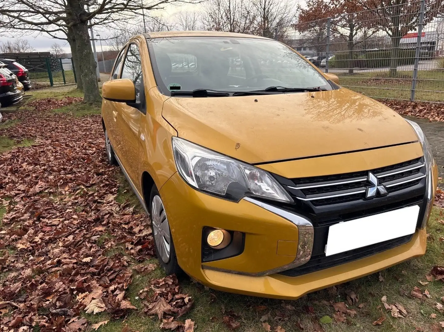 Mitsubishi Space Star Space Star 1.0 Giallo - 1