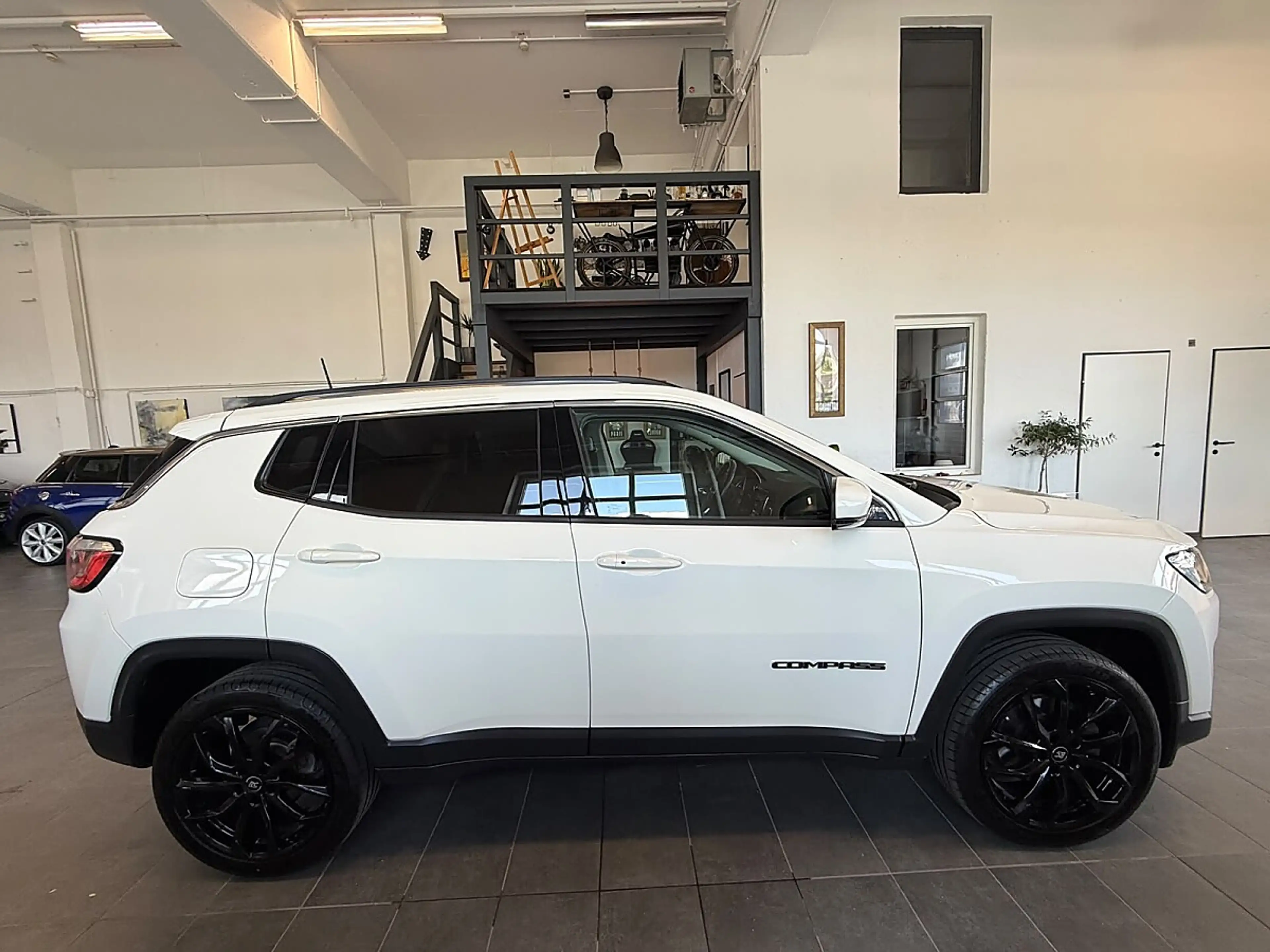 Jeep Compass 2.0 MultiJet Limited AWD — photo 4