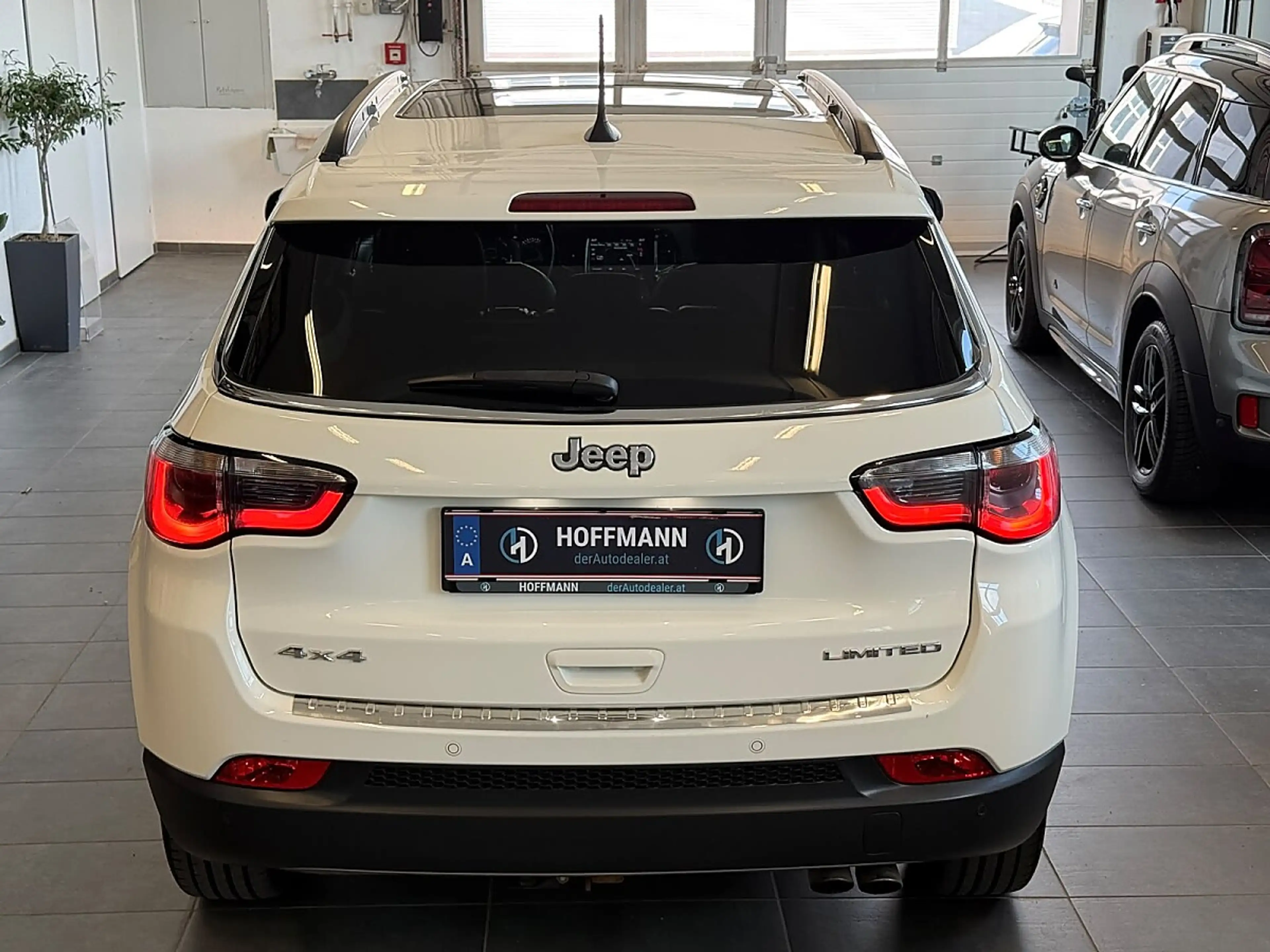 Jeep Compass 2.0 MultiJet Limited AWD — photo 7