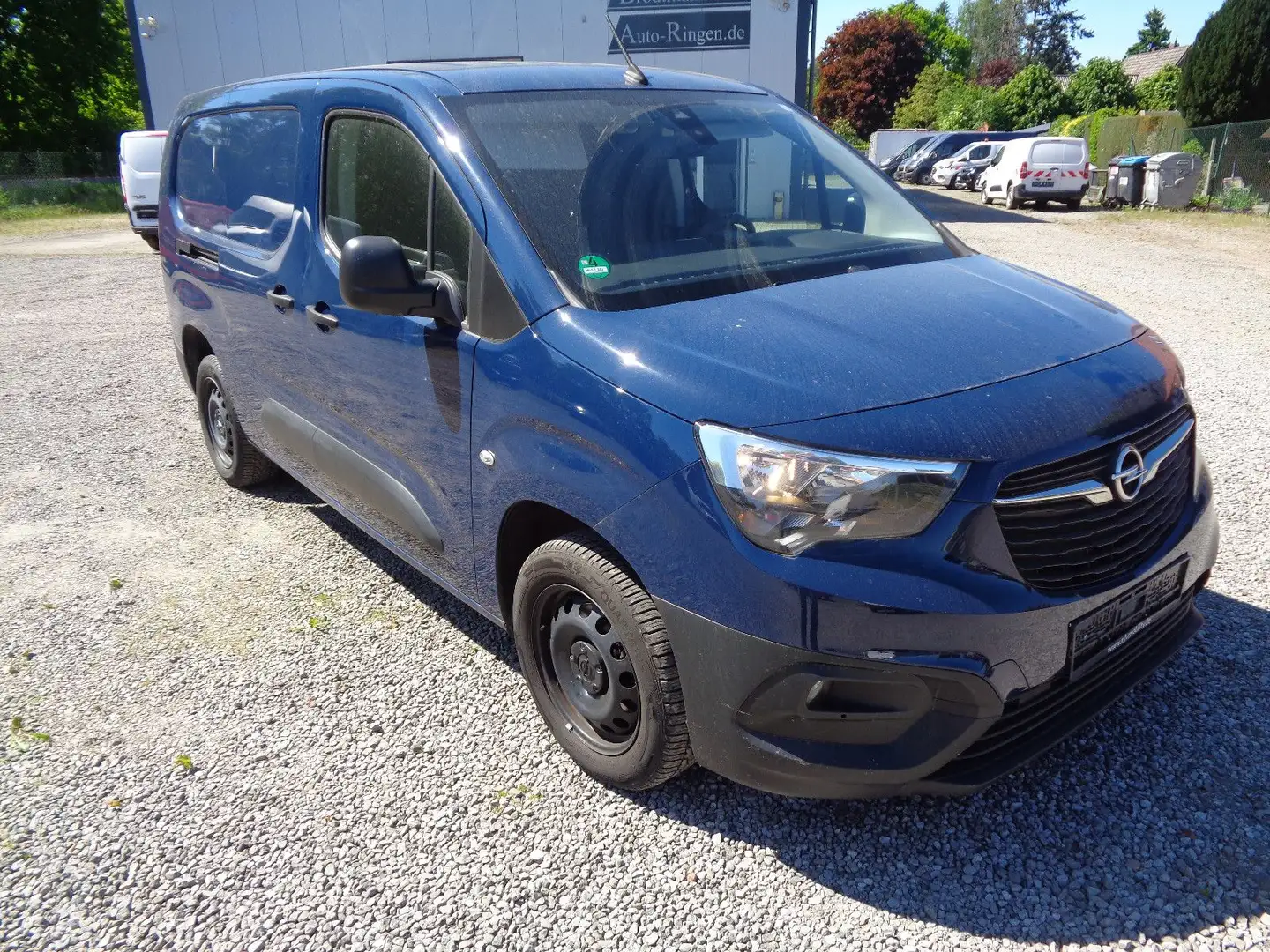 Opel Combo 1.5 Cargo Edition erhöhte Nutzlast XL Blau - 2