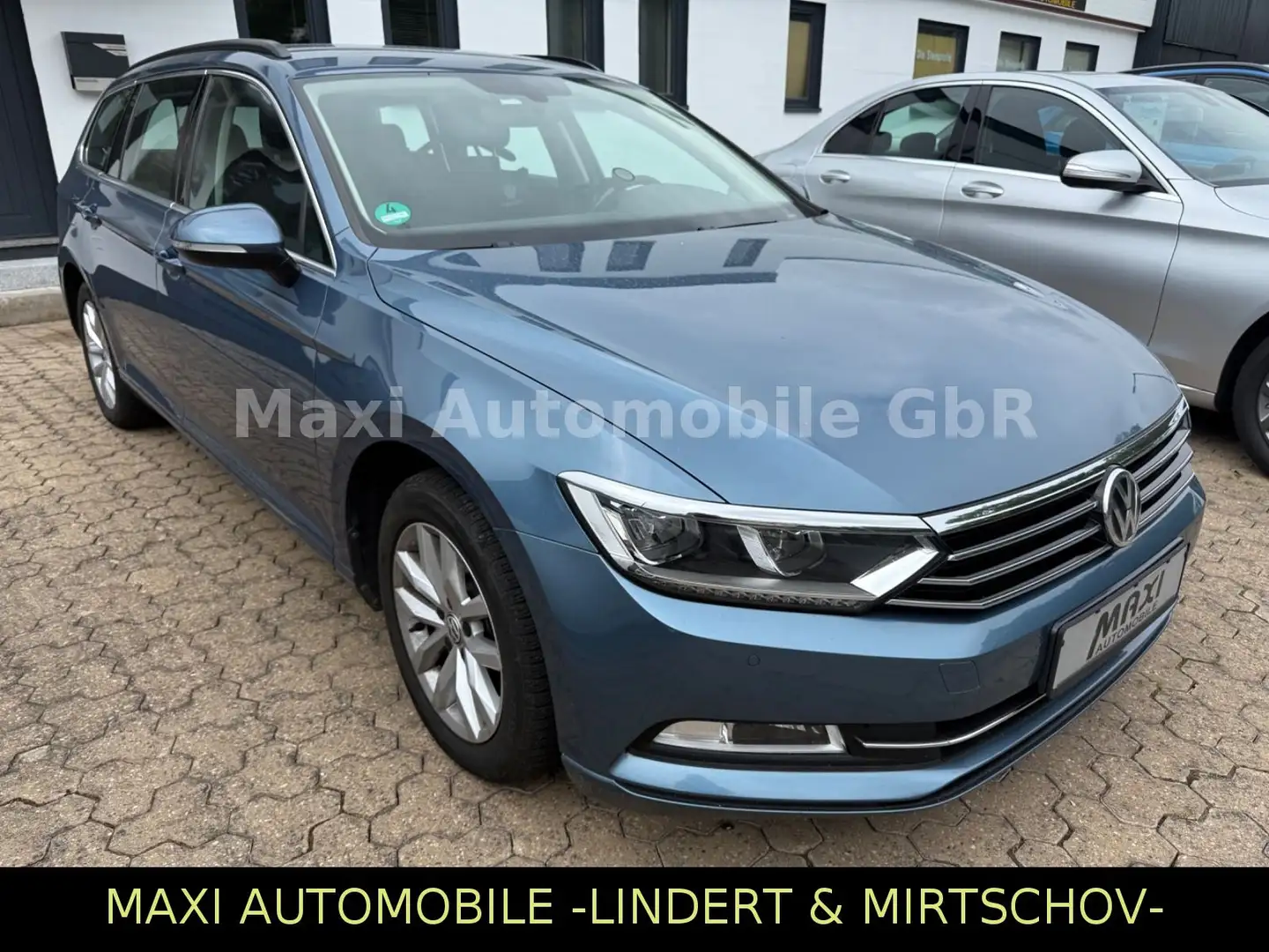 Volkswagen Passat Variant Comfortline -LED-PDC-ALU-TEMP-SHZ Синій - 2
