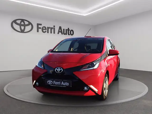 Toyota Aygo 5p 1.0 x-play tss