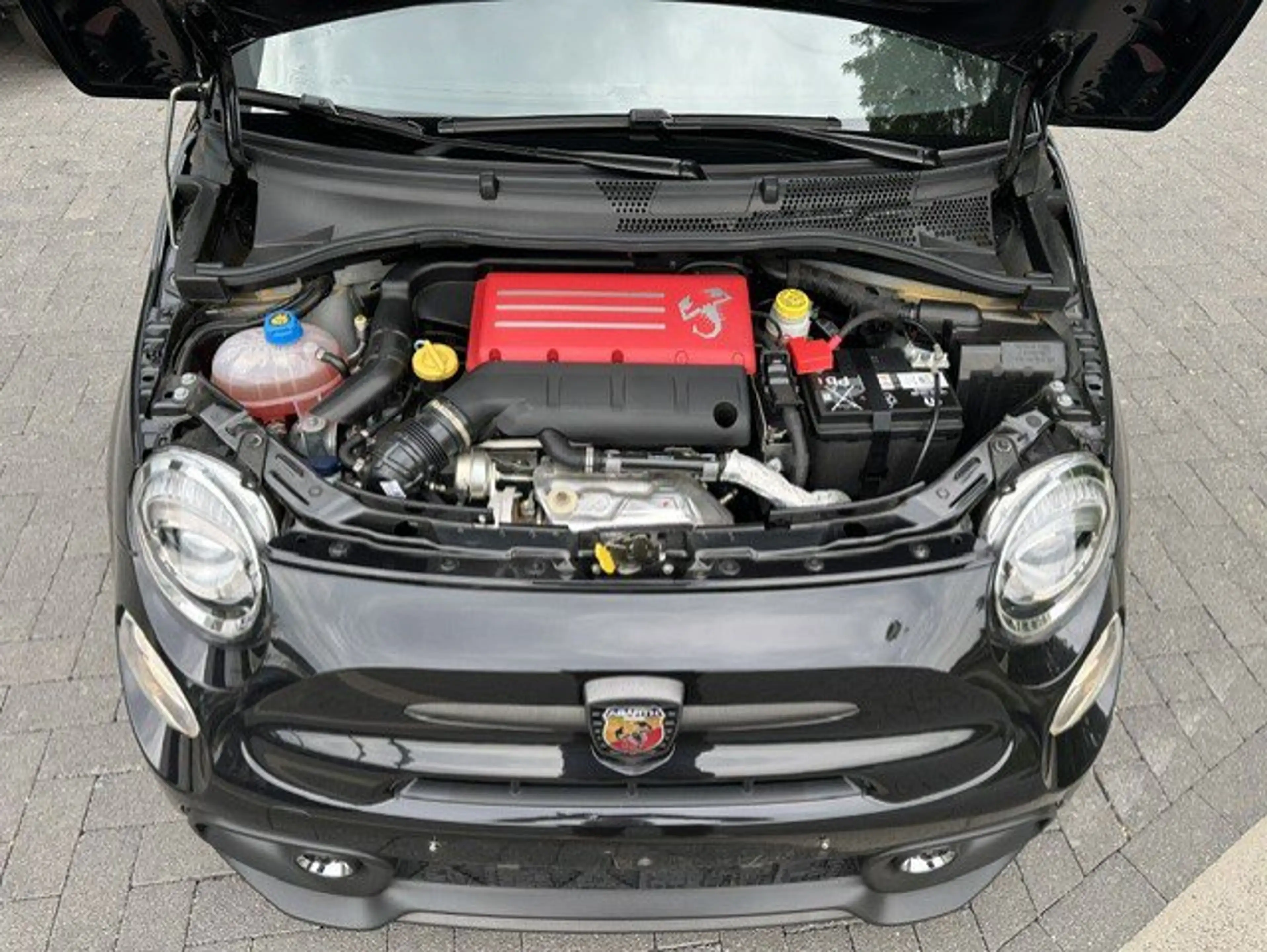 Abarth 595 Turismo 1.4 T-Jet 595 MT TURISMO FINAL EDITION — photo 9