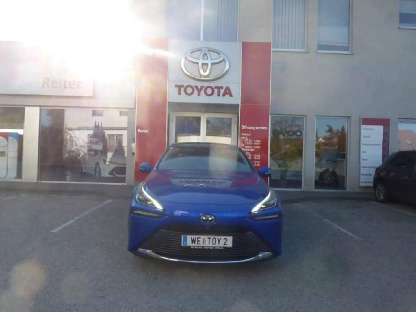 Toyota Mirai Brennstoffzelle Advanced Blau - 1