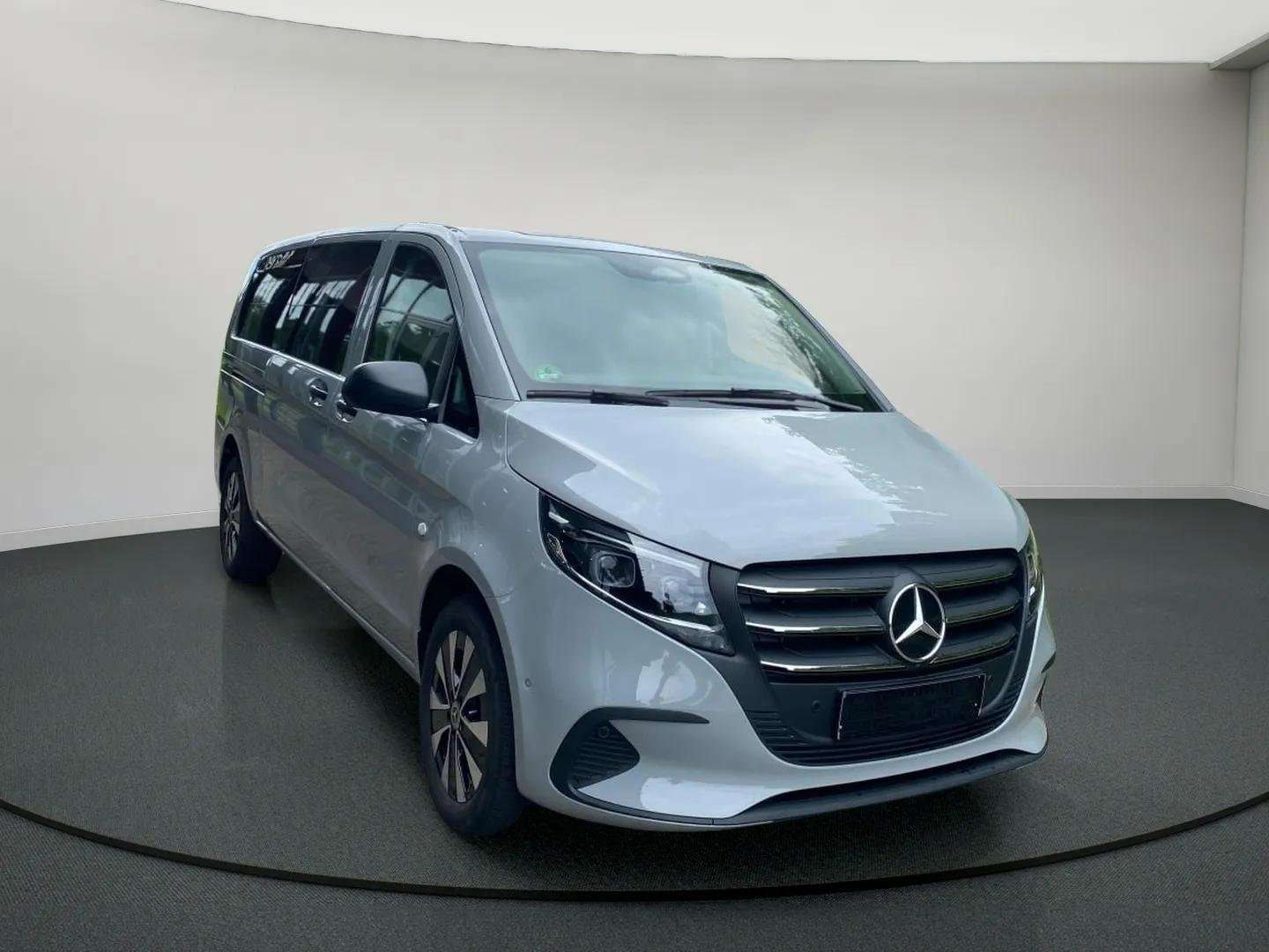 Second hand Mercedes Benz Vito 